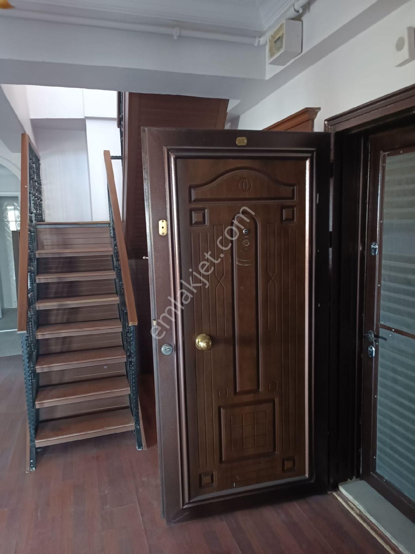 Kayapınar Gaziler'de Dubleks 5+1 Satılık Daire