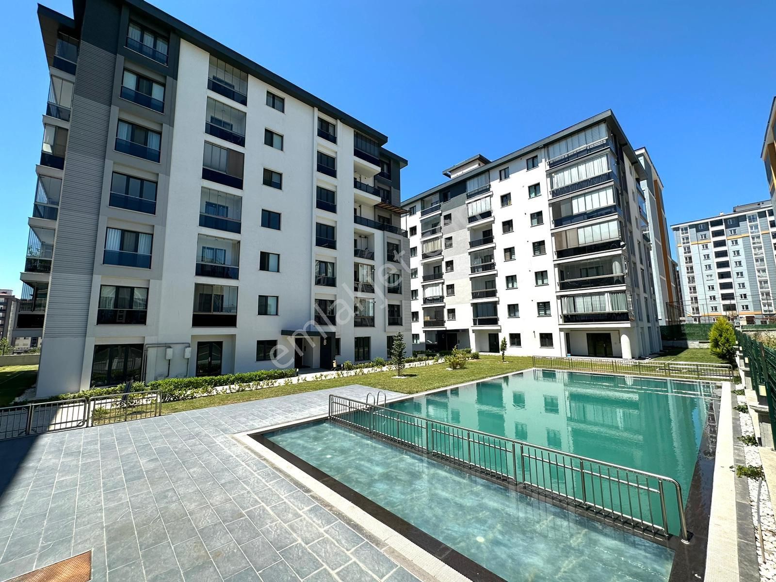 Çerkezköy İnfinity Living Sitesi Full+full 2+1 Satılık Daire