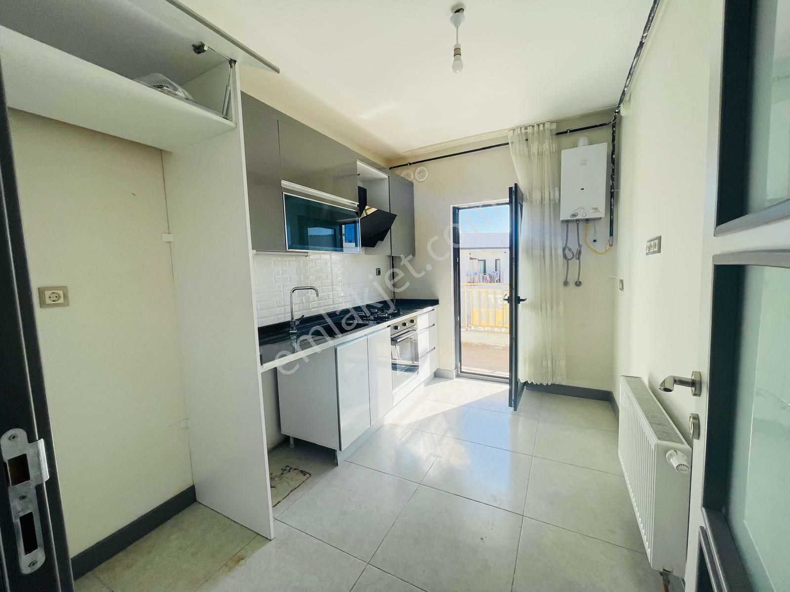 Araştırma Hastanesi Yanı 635 Tokilerinde 2+1 Kiralık Daire