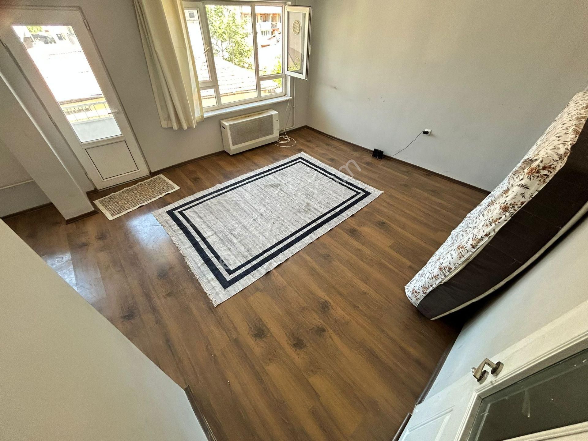 Bursa Merkez Altıparmakta 3 Katlı 2 Daireli Müstakil Bina - Görsel 5