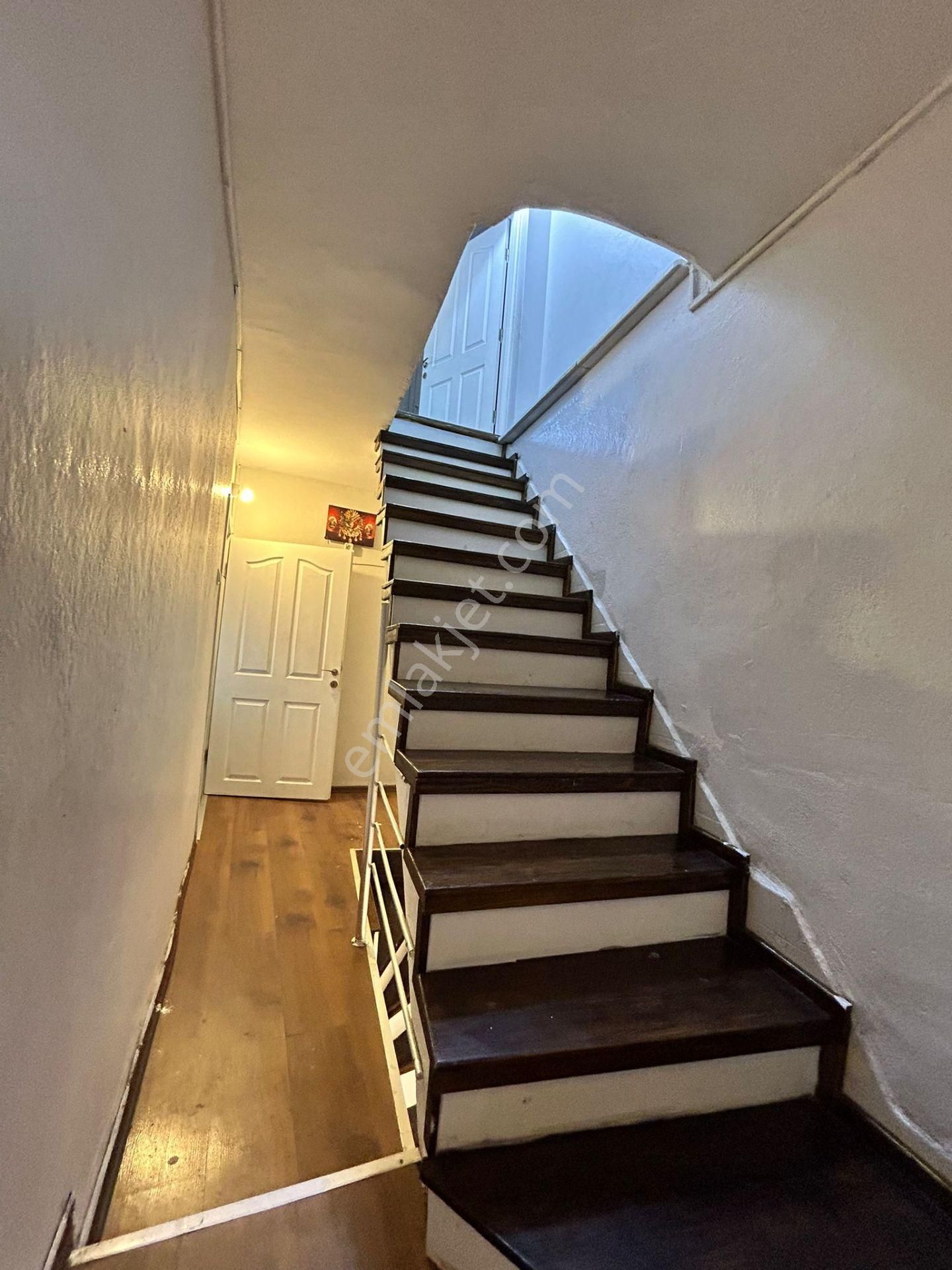 Bursa Merkez Altıparmakta 3 Katlı 2 Daireli Müstakil Bina - Görsel 17