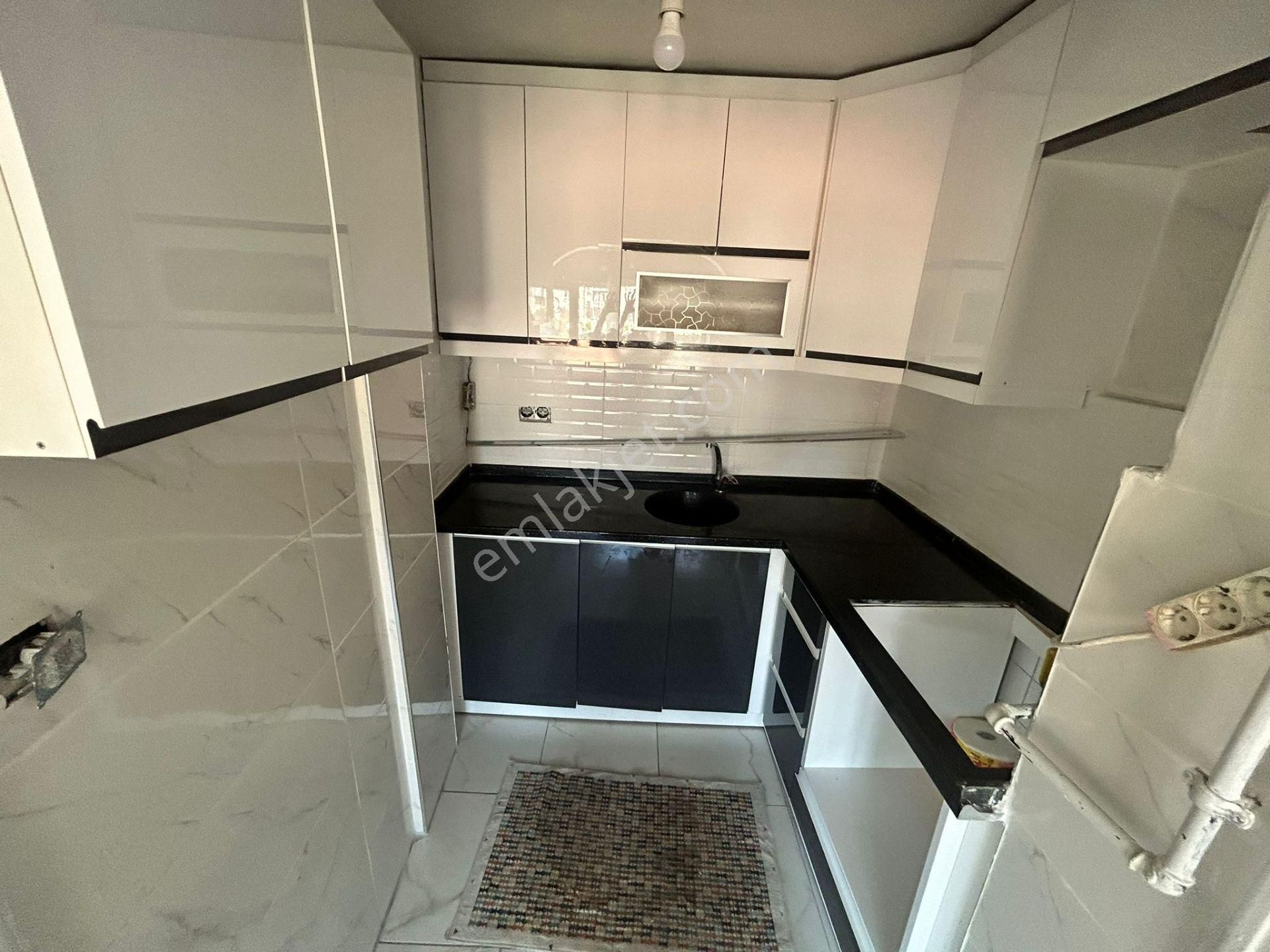 Bursa Merkez Altıparmakta 3 Katlı 2 Daireli Müstakil Bina - Görsel 3