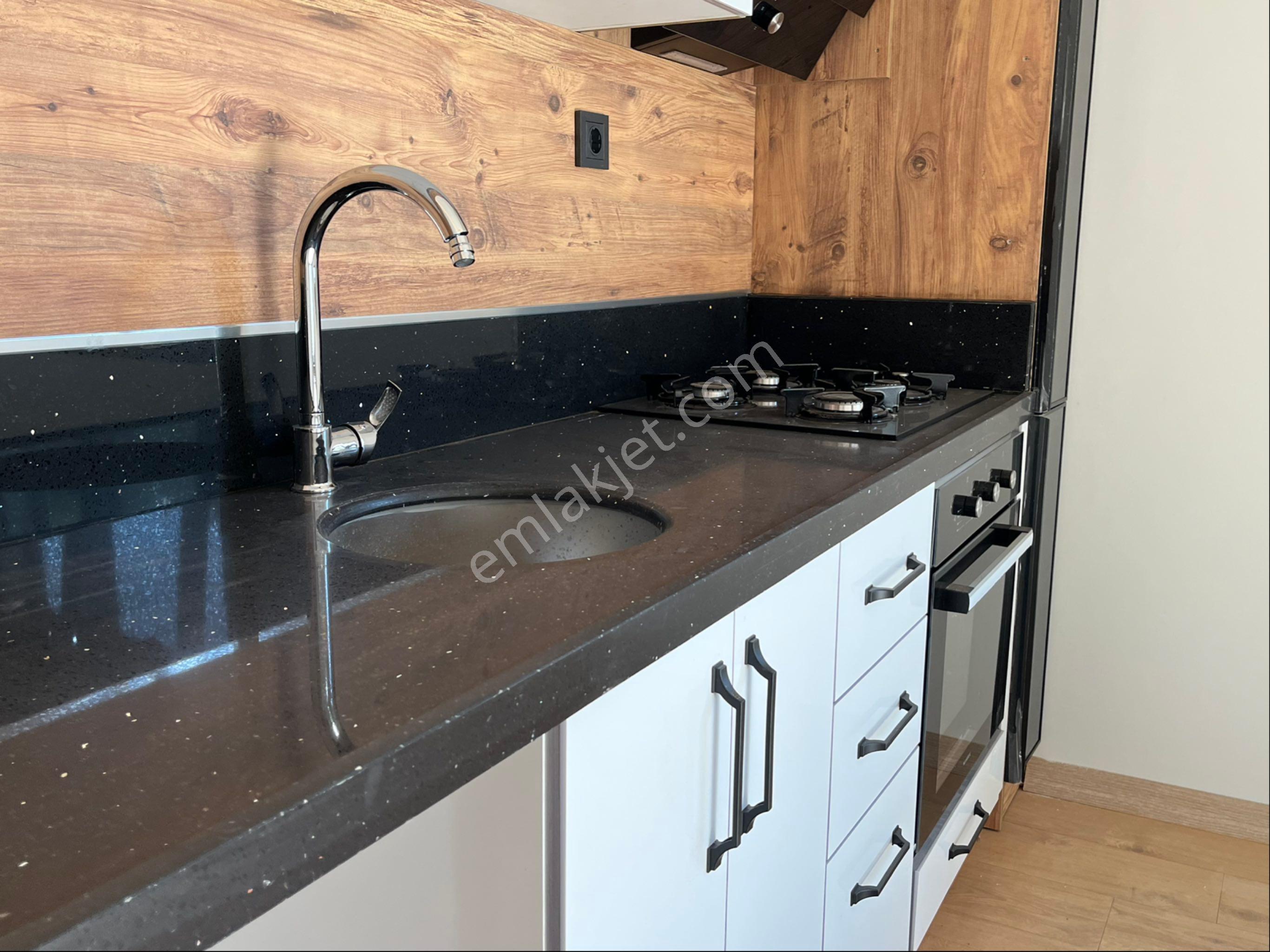Egenin İncisi Gürede Butik Sitede Geniş Bahçeli 2+1 Daire - Görsel 11