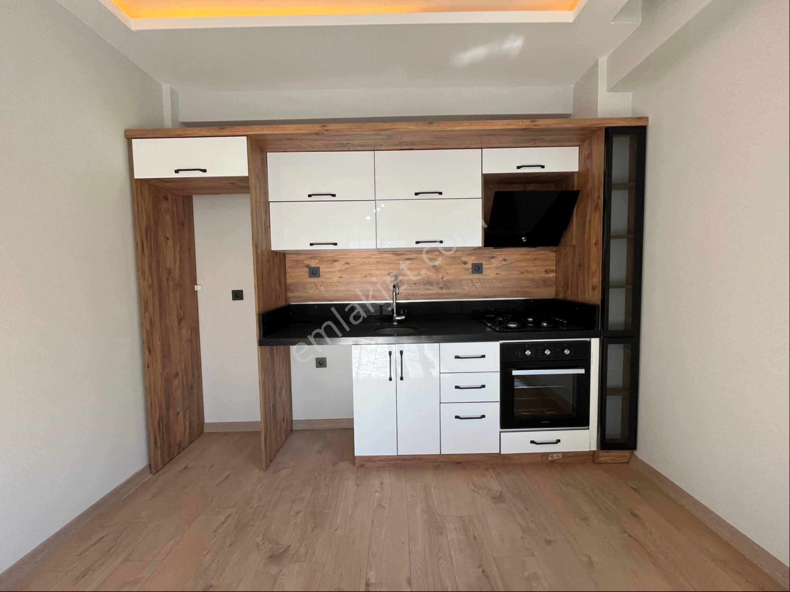 Egenin İncisi Gürede Butik Sitede Geniş Bahçeli 2+1 Daire - Görsel 8