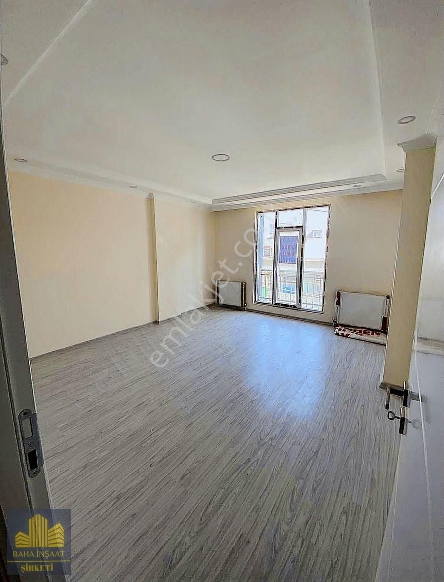 Arnavutköy Anadolu Mahallesinde Satılık 2+1 Lüx Arakat Daire
