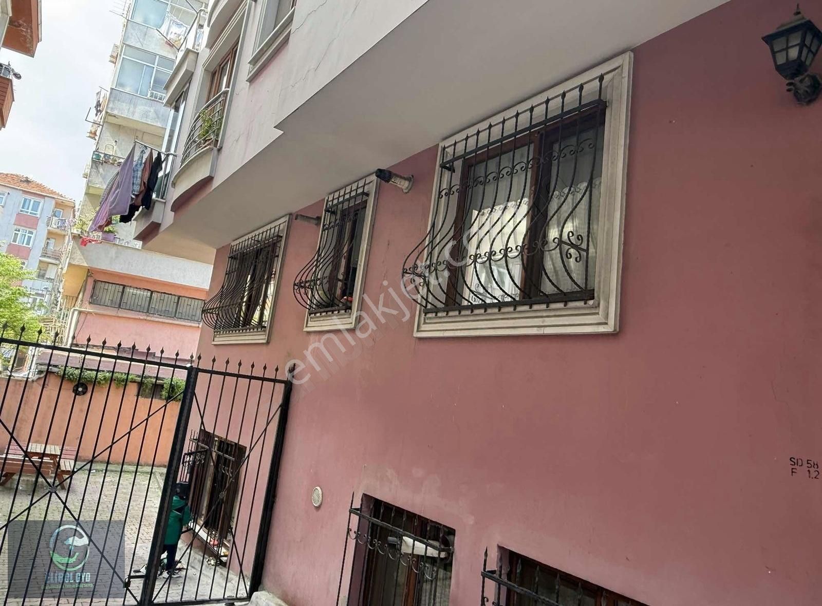 Veliefendi'de 10 Yaşında Satılık. 2+1 Yüksek Giriş Daire