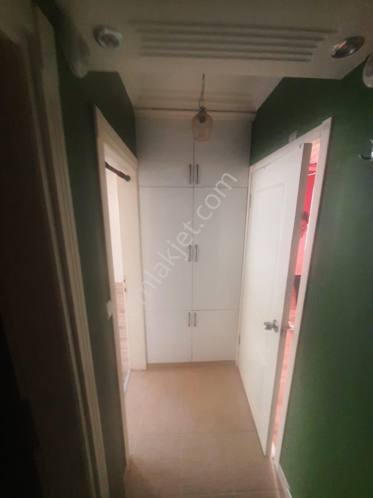 Bornova Atatürk Mah. 1+1 Kiralık Daire - Görsel 8