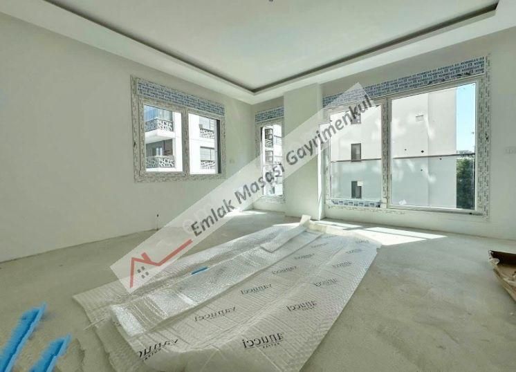 Caddebostanda Bağdat Caddesine Yakın 2+1 Sıfır Daire Emlak Masası