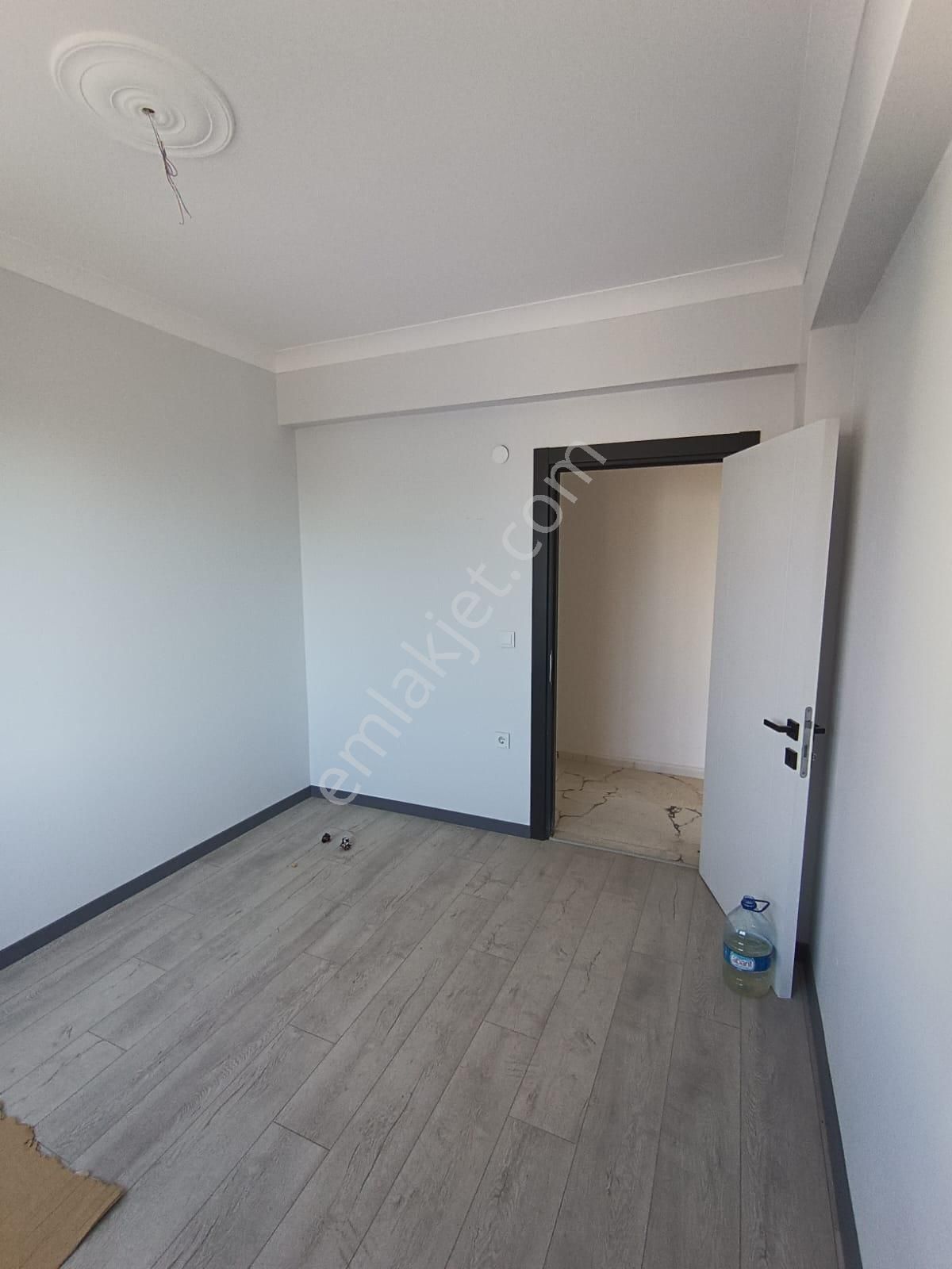 Yalova Çiftlikköy Çiftlik Mahallesinde Satılık 3+1 Daire - Görsel 6