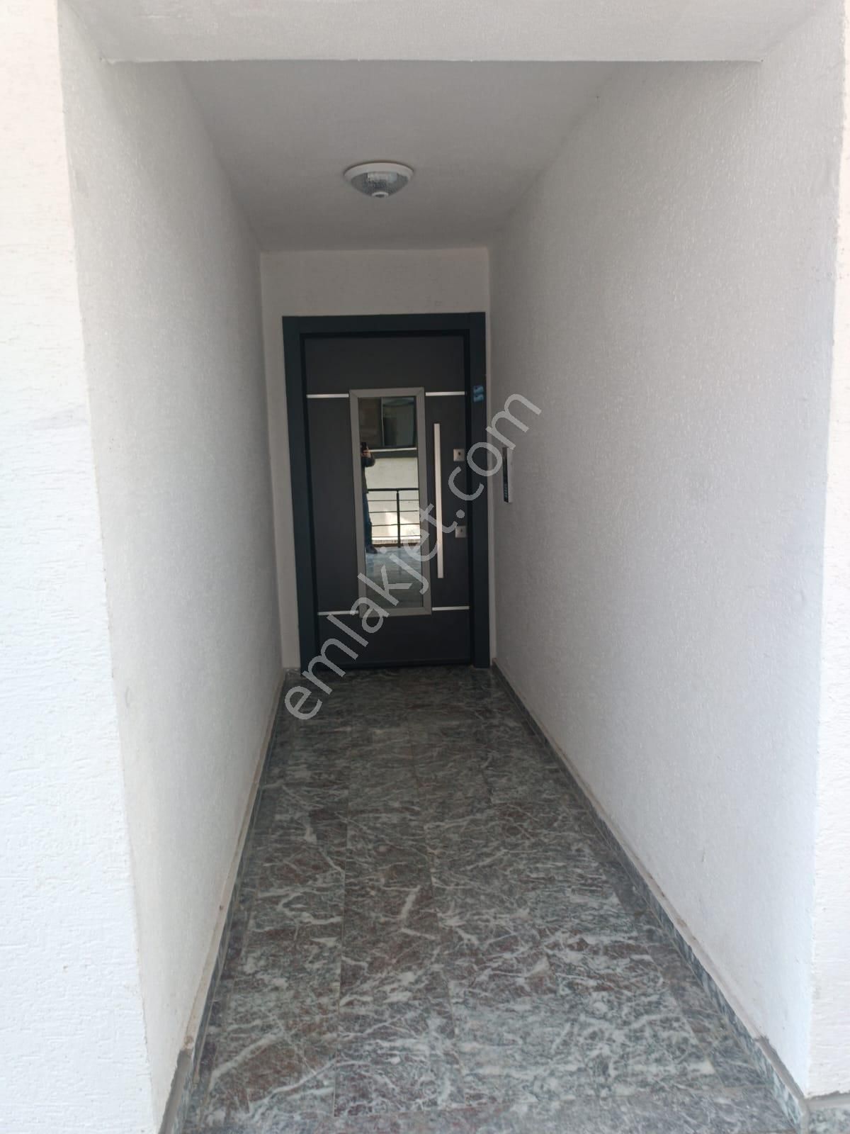 Yalova Çiftlikköy Çiftlik Mahallesinde Satılık 3+1 Daire - Görsel 32
