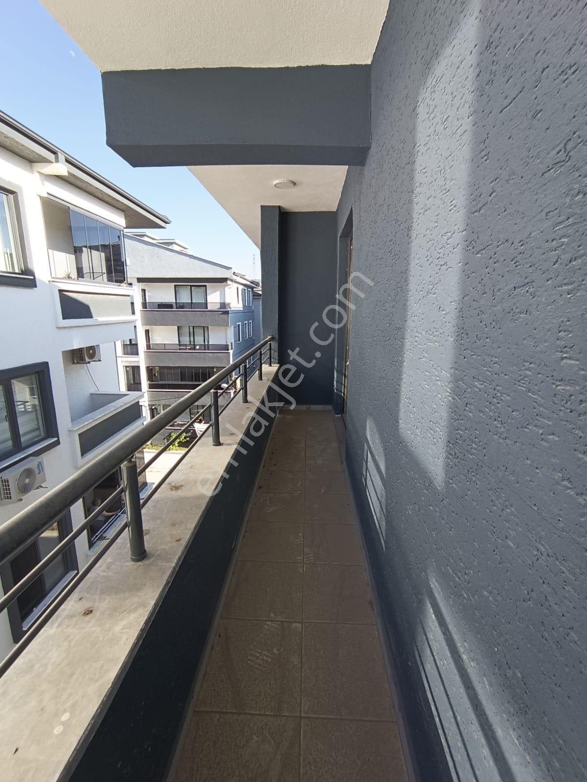 Yalova Çiftlikköy Çiftlik Mahallesinde Satılık 3+1 Daire - Görsel 27