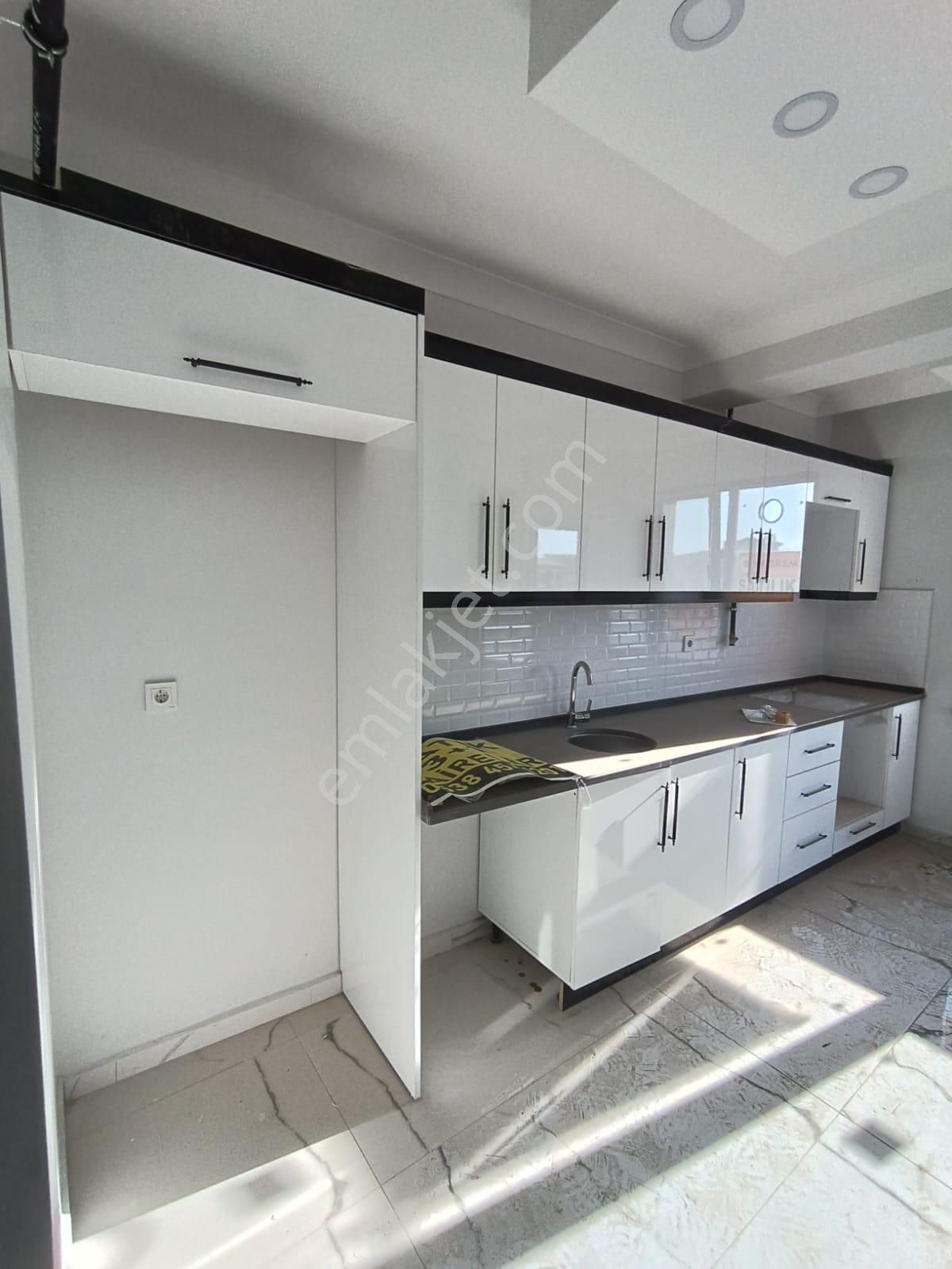 Yalova Çiftlikköy Çiftlik Mahallesinde Satılık 3+1 Daire - Görsel 12
