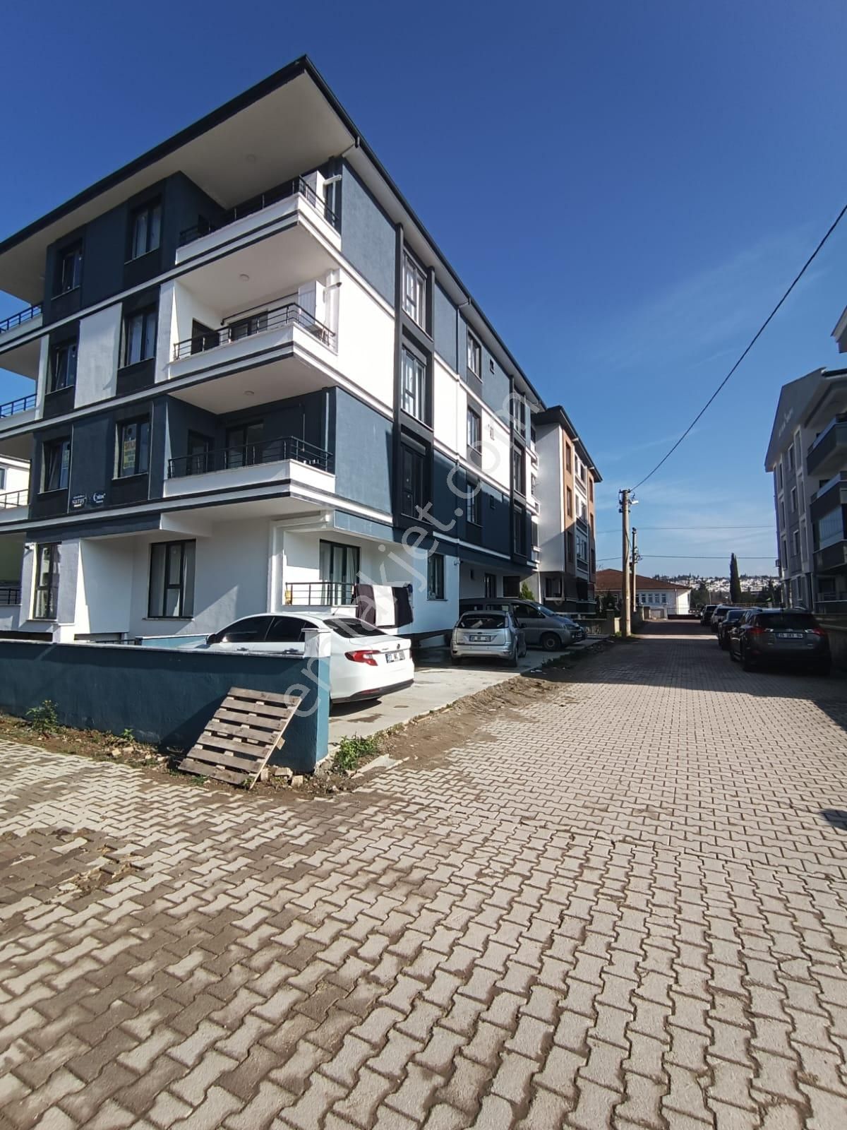 Yalova Çiftlikköy Çiftlik Mahallesinde Satılık 3+1 Daire - Görsel 36