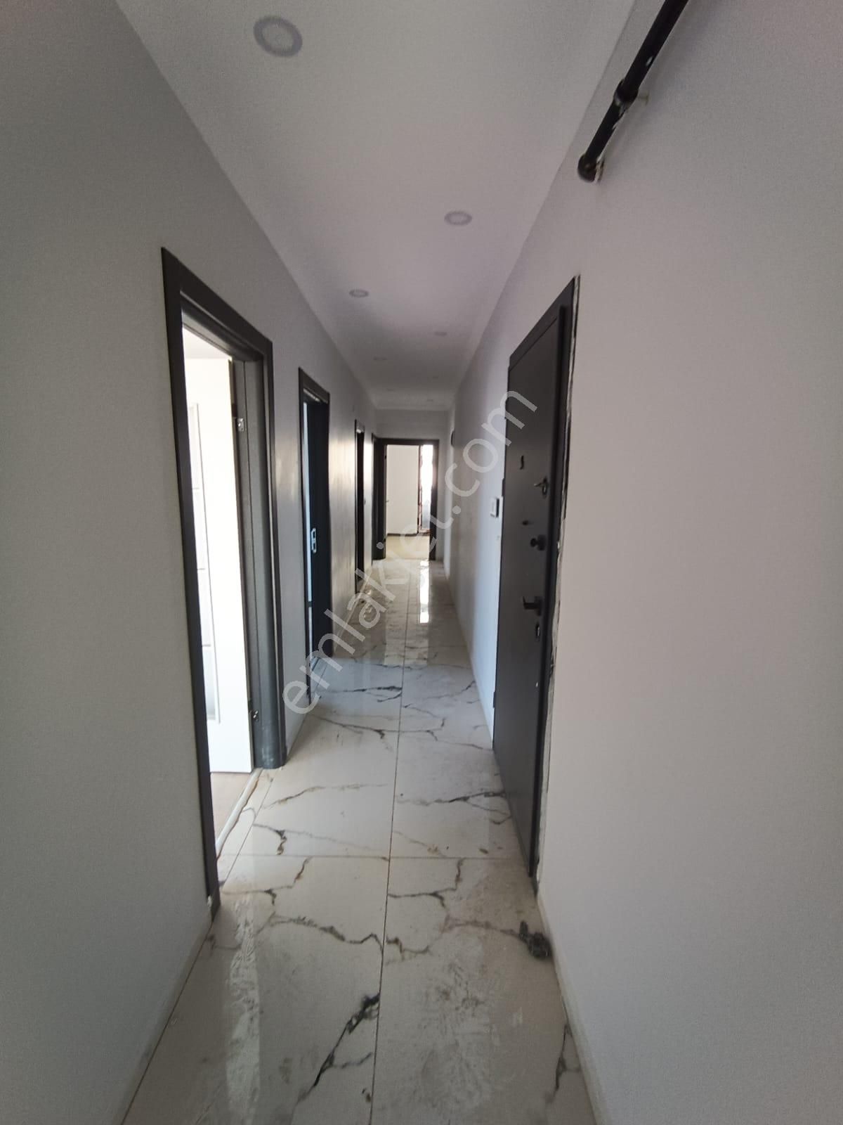 Yalova Çiftlikköy Çiftlik Mahallesinde Satılık 3+1 Daire - Görsel 16