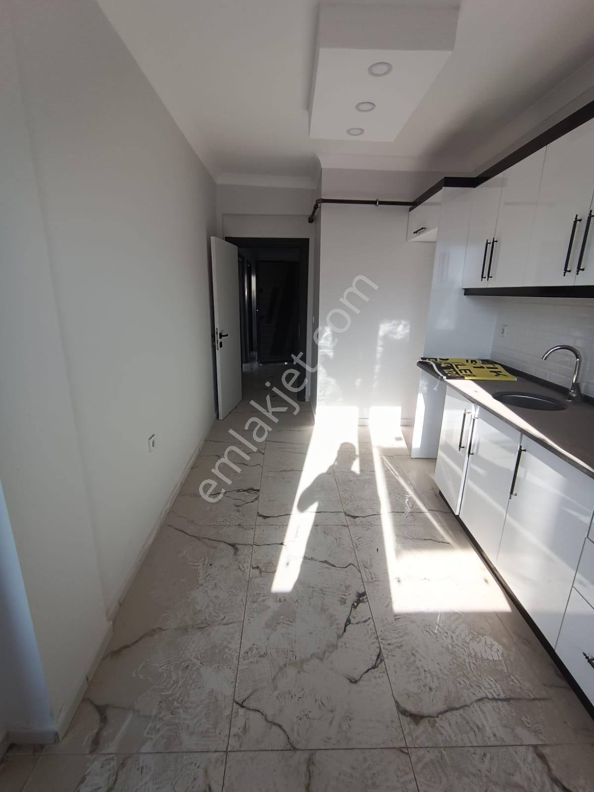 Yalova Çiftlikköy Çiftlik Mahallesinde Satılık 3+1 Daire - Görsel 14