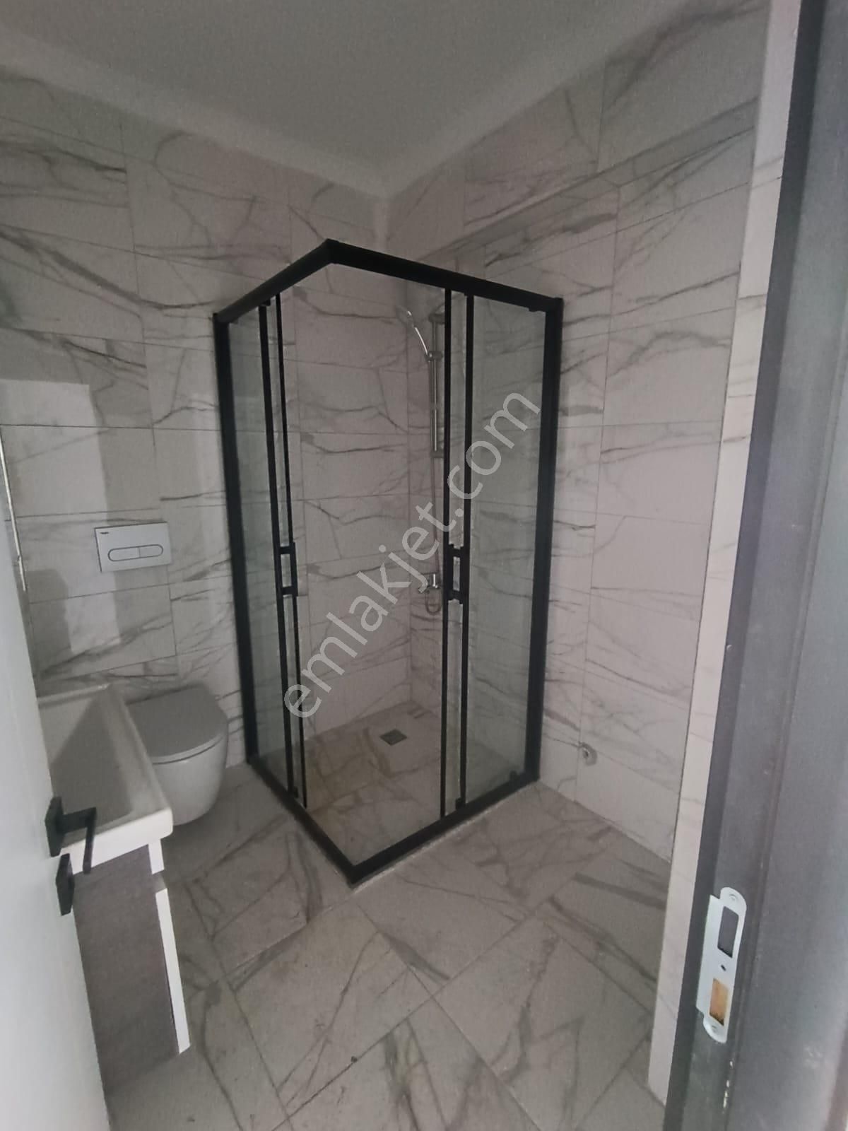 Yalova Çiftlikköy Çiftlik Mahallesinde Satılık 3+1 Daire - Görsel 20