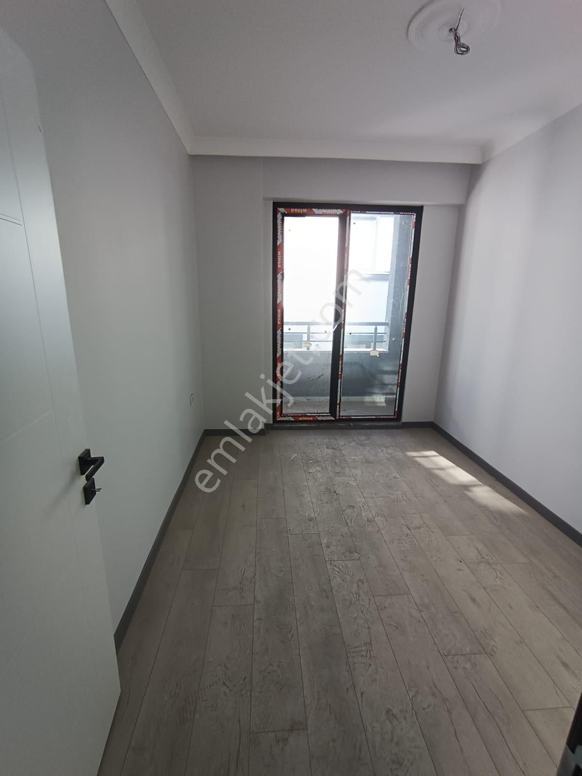 Yalova Çiftlikköy Çiftlik Mahallesinde Satılık 3+1 Daire - Görsel 10