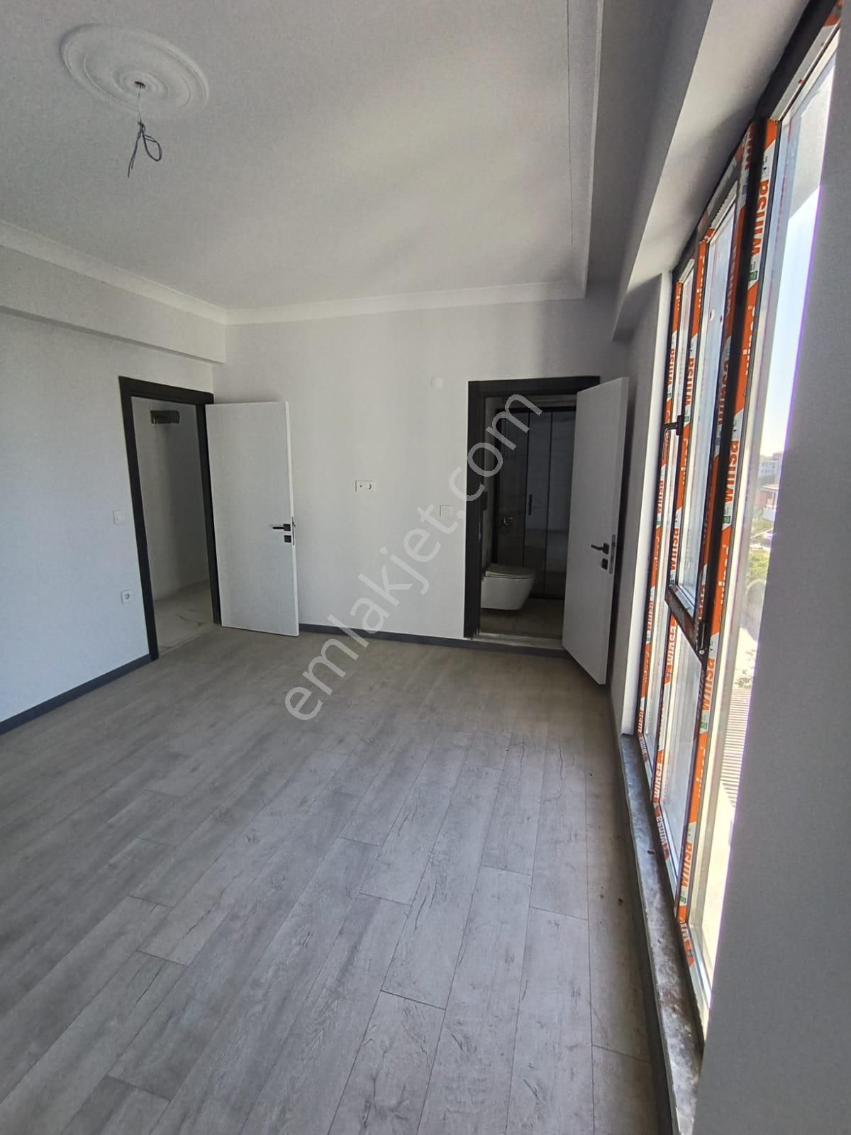 Yalova Çiftlikköy Çiftlik Mahallesinde Satılık 3+1 Daire - Görsel 8