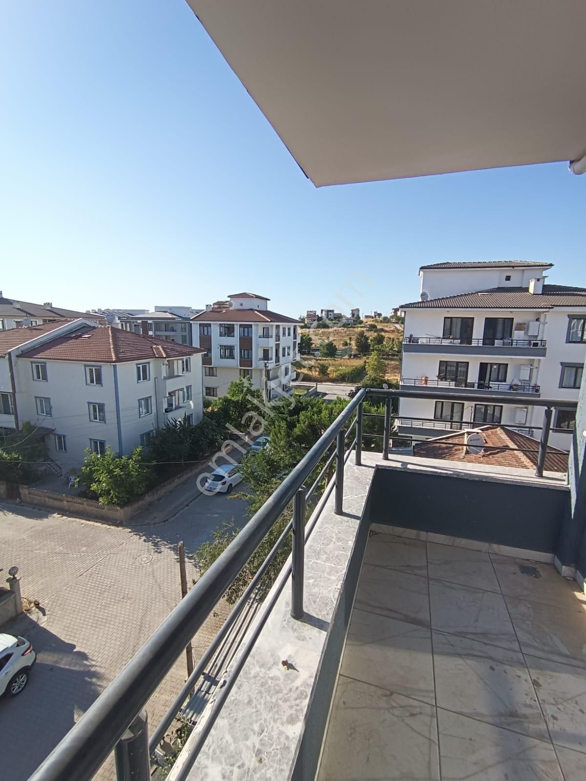 Yalova Çiftlikköy Çiftlik Mahallesinde Satılık 3+1 Daire - Görsel 26