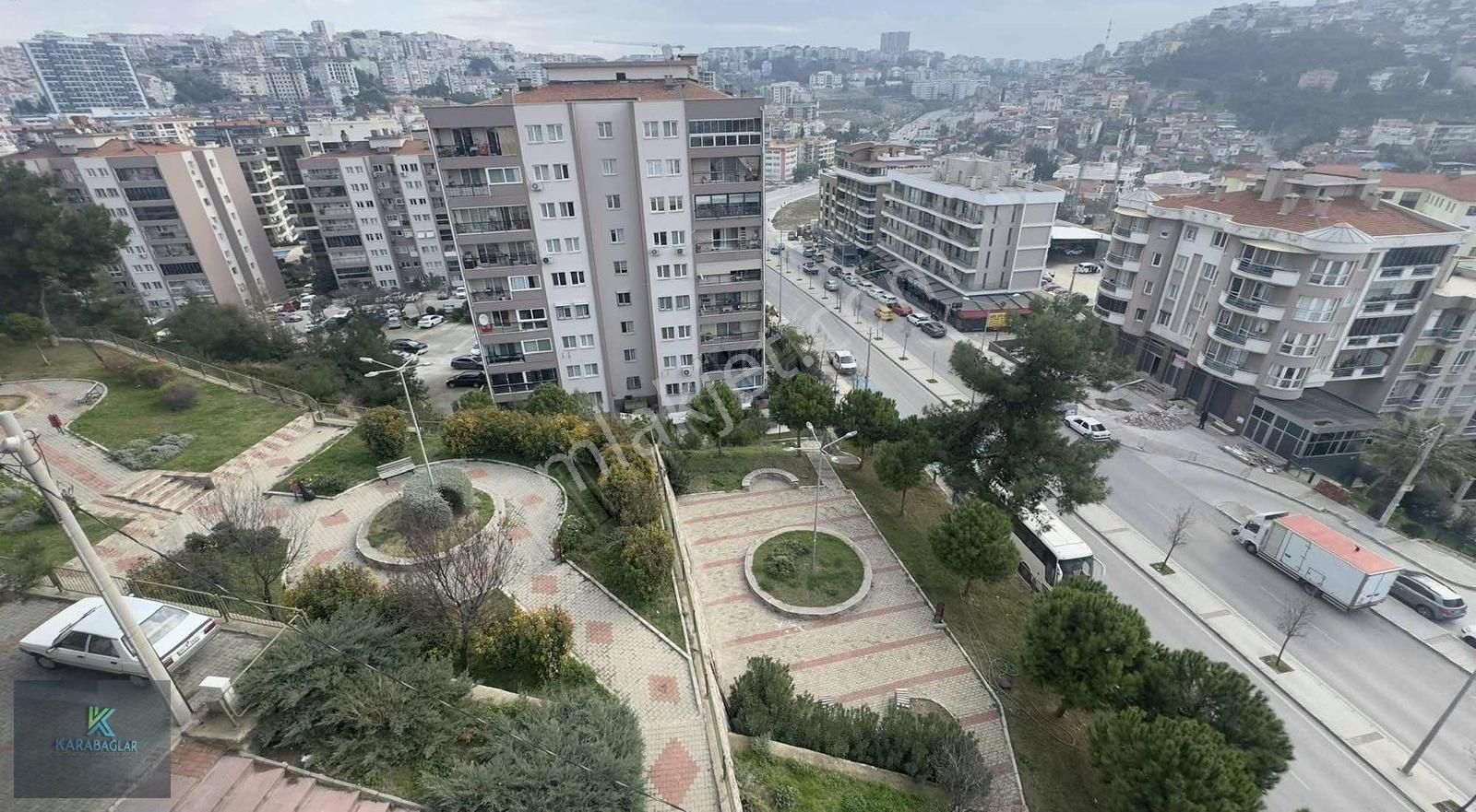 Maliyeciler Mah. 150 M2 Teraslı 300 M2 Toplam Mükemmel Ev