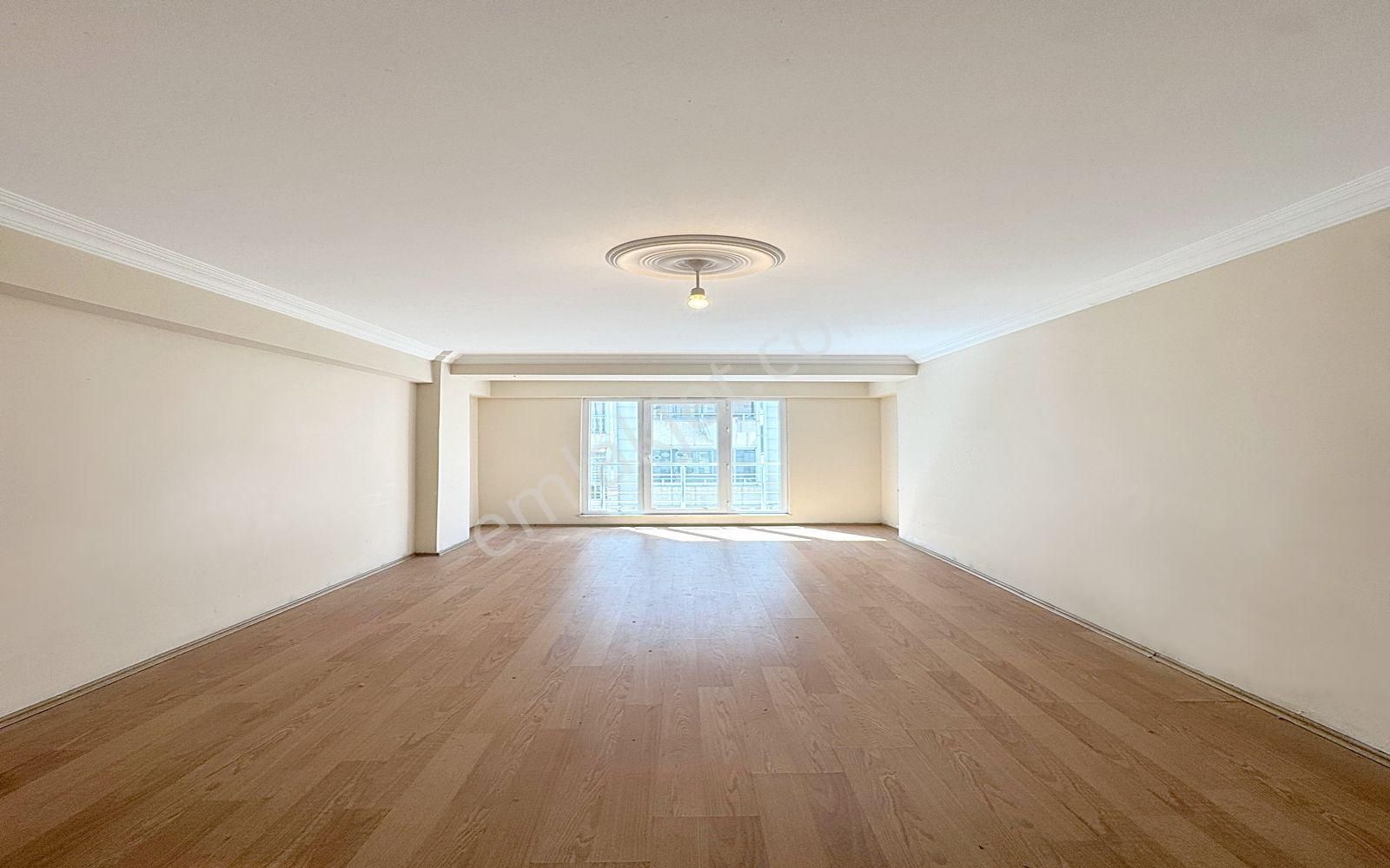 Cadde34 Yapı'dan Merkezi Konumda Geniş Metrekarede 3+1 140 M2 Satılık Kelepir Daire!!