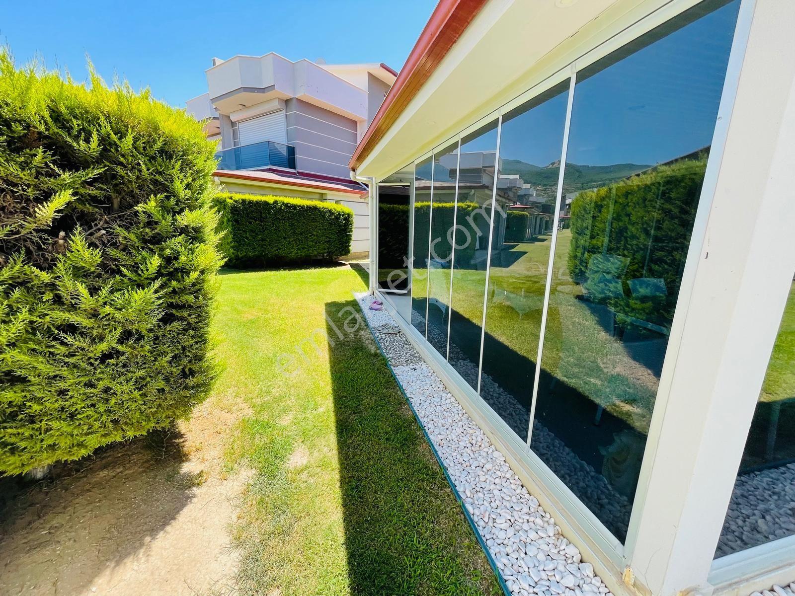 Kuşadası Güzelçamlı’da Denize 1.5km Yüzme Havuzlu Oyunparklı Elit Sitede 3+1 180m2 Lux Villa - Görsel 4