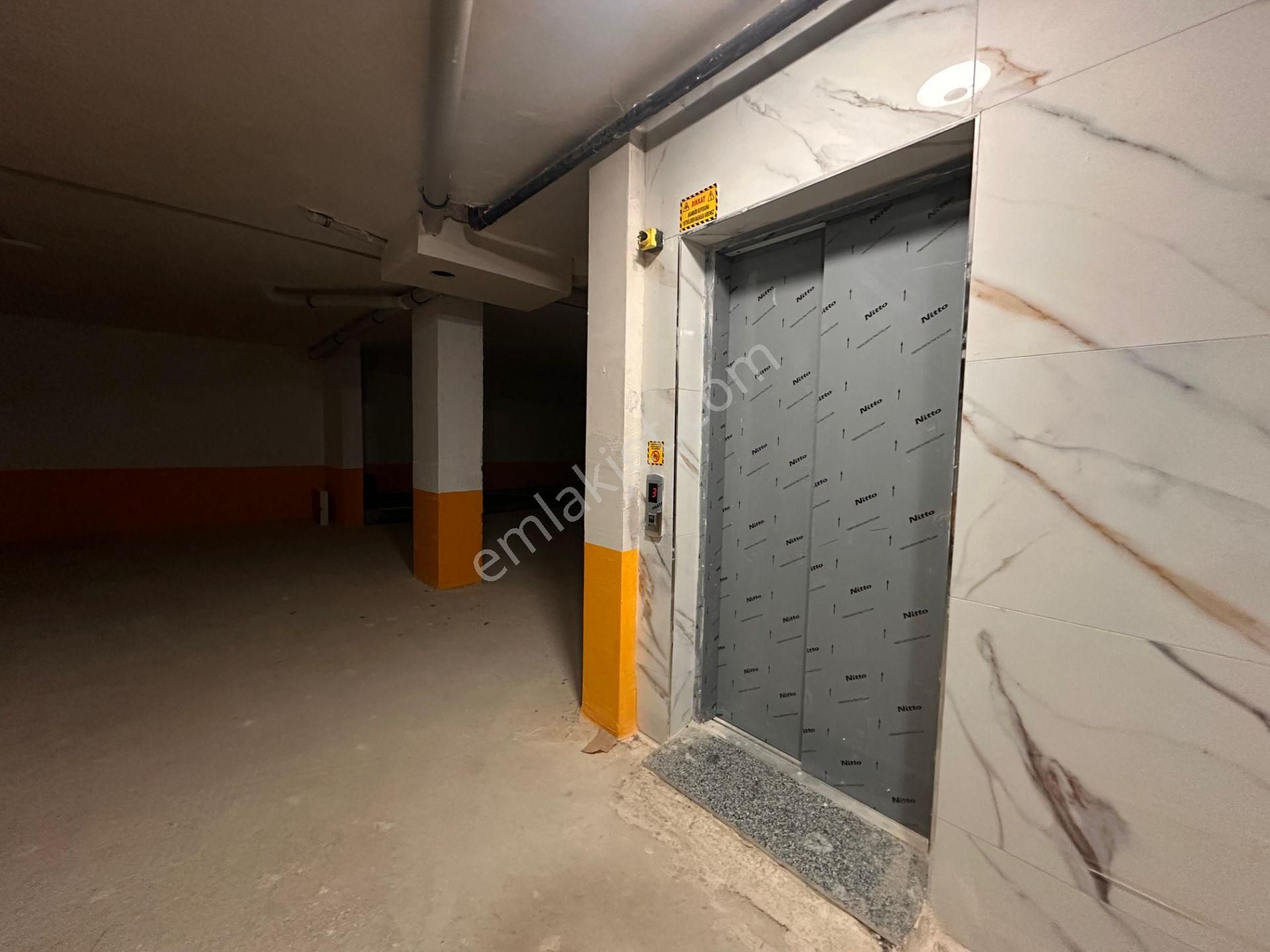 Büyükçekmece Kumburgaz Mahallesinde Sıfır Lüks 2+1 Daire - Görsel 21
