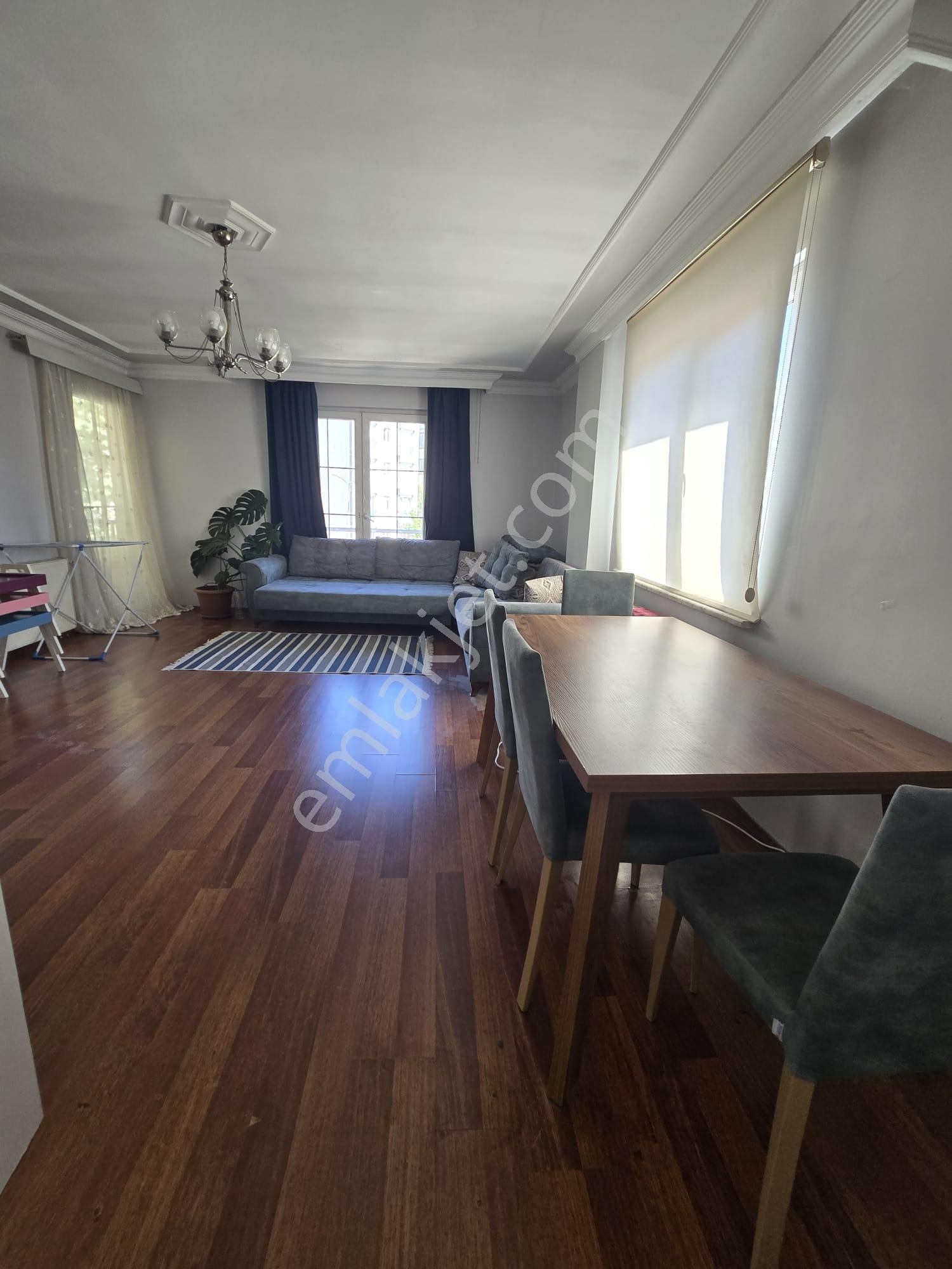 Eurocity Den İçerenköy De Caddeye Yakın 3.katta Full Eşyalı 1+1