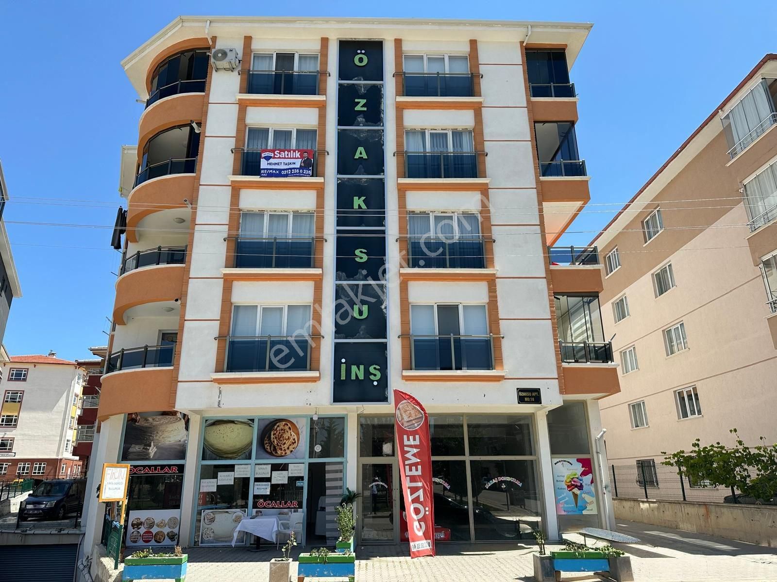 Yenikent 29 Ekim Mahallessinde Satılık Lüks Yapılı Daire