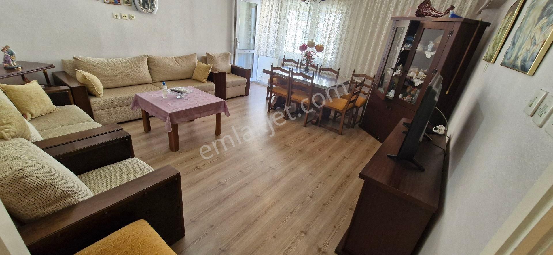İzmir Balçova Onur Mah Jeotemalli İçi Bakımlı 3+1 Çift Cepheli Merkezi Yerde Satılık Daire