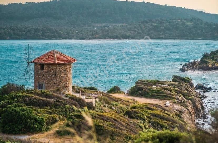Boğaziçinde Ful Deniz Manzaralı 458m² Satılık Konut İmarlı Arsa