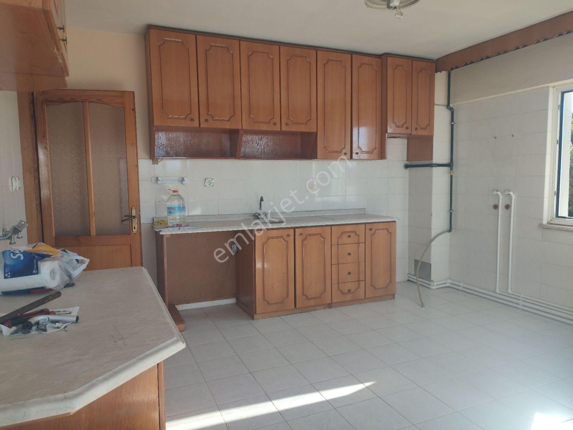 Florya Gayrimenkulden Kiralık Daire