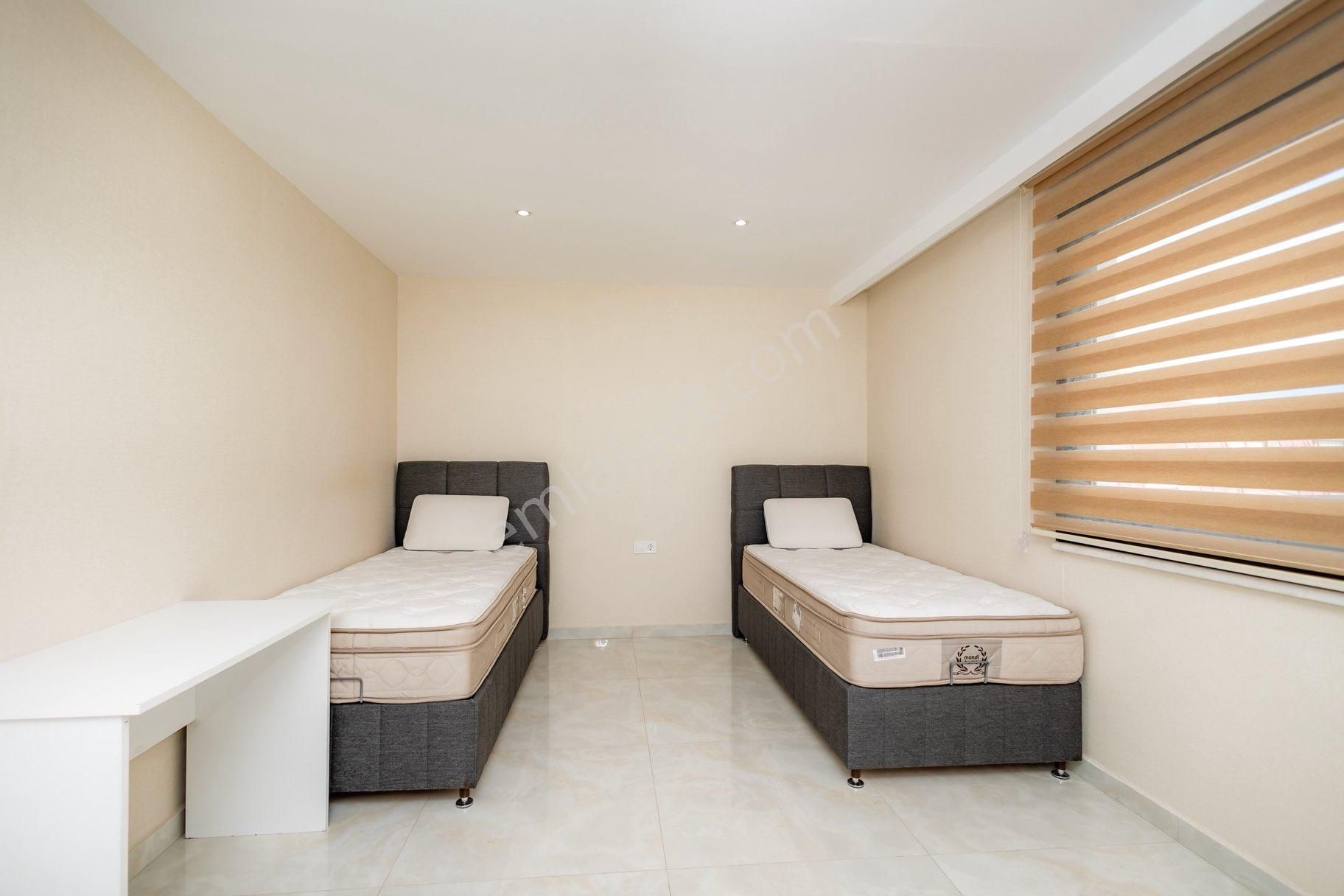 Kestel’de Deniz Manzaralı 3+1 Eşyalı Dublex - Görsel 24