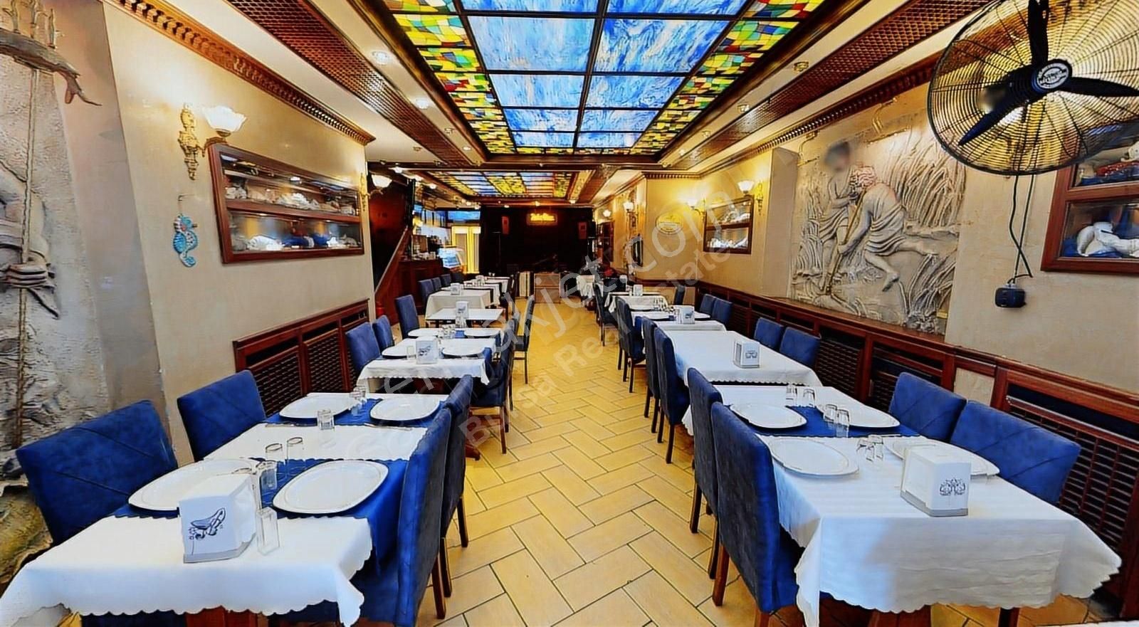 Arapşükrü Sokağında 3 Katlı Canlı Müzik Ruhsatlı Restaurant