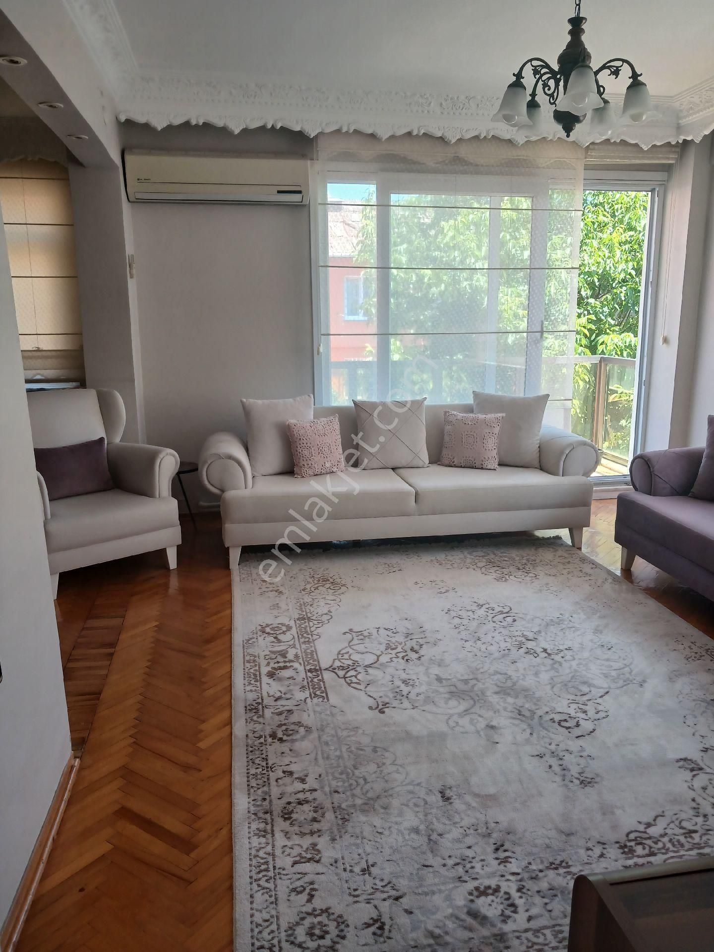Sarıyer Şifa Mahallesinde Eşyalı 2+1 Kiralık Daire.