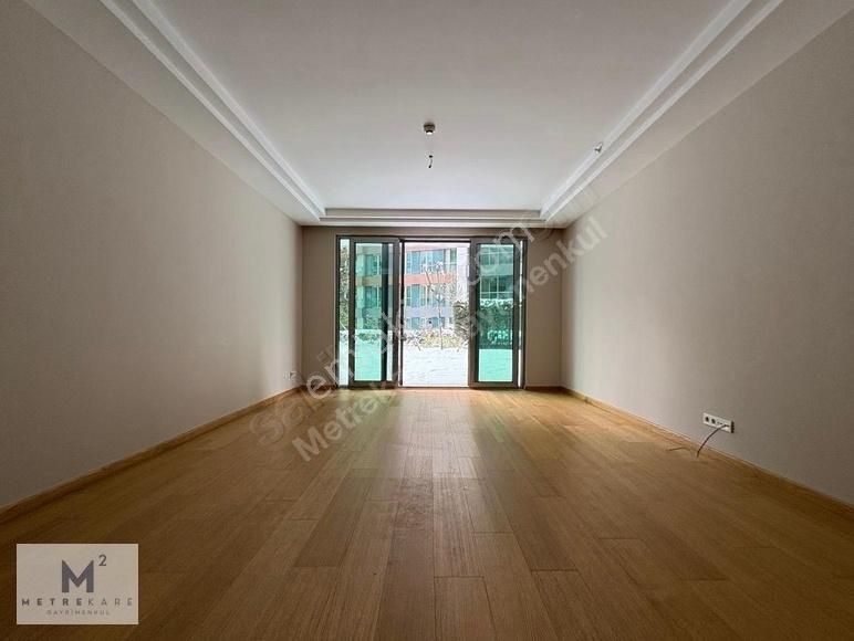 Vadistanbul Teras 3+1 Satılık Bahçe Katı