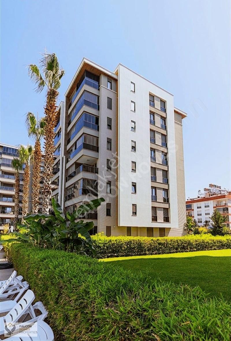 Özpınarlar Midtown'da Kiralık Eşyalı 3+1 Rezidans Daire