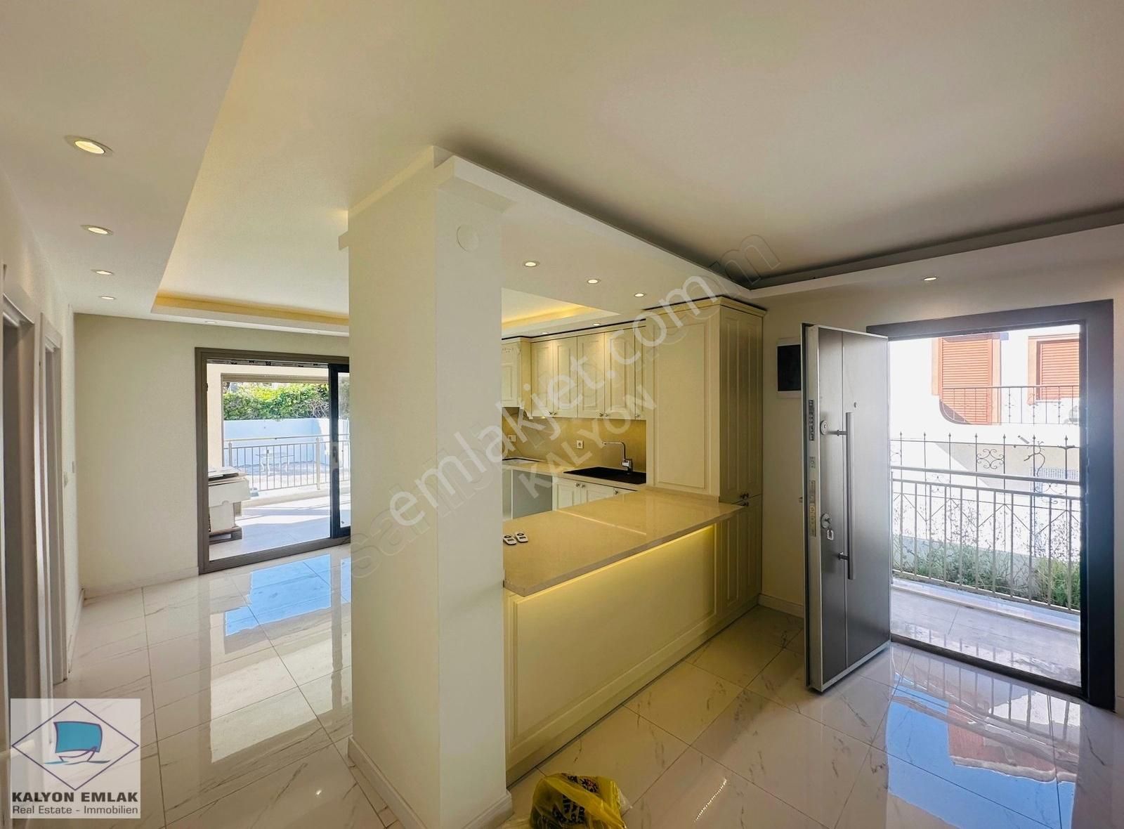 Çeşme Altınyunusta Satılık Müstakil Havuzlu Lüks Villa - Görsel 26