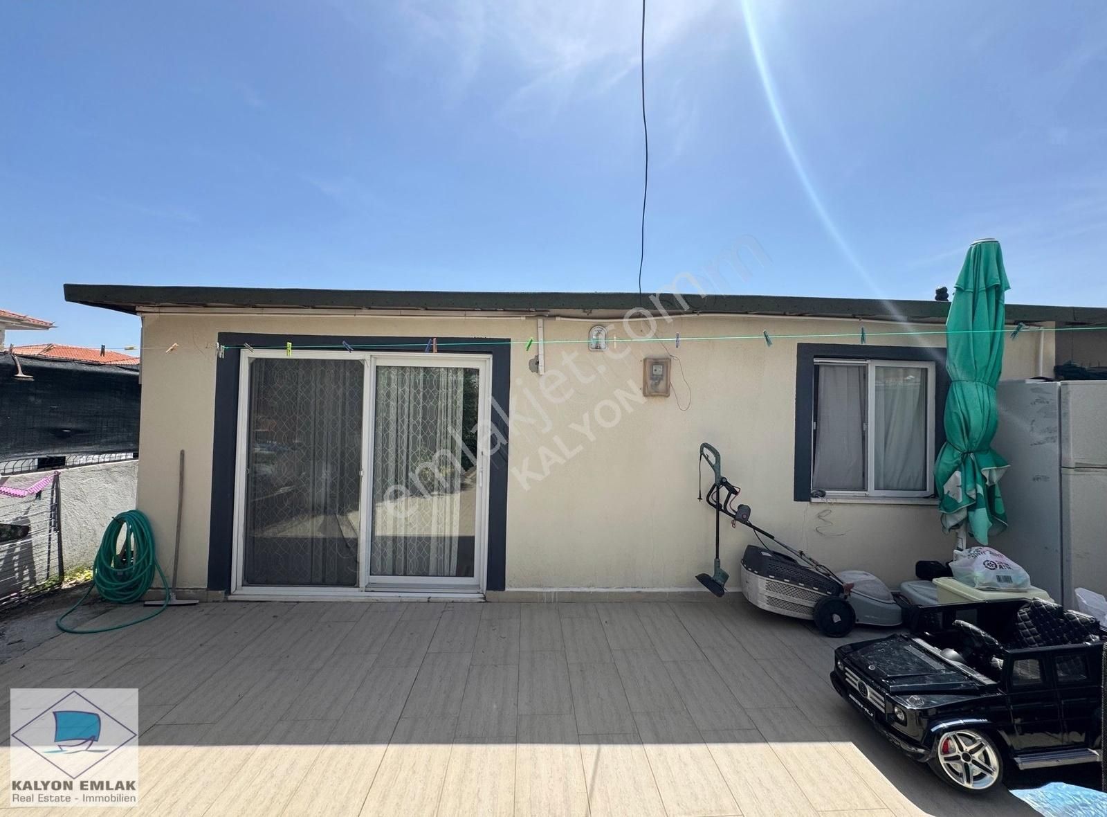 Alaçatıda Tapulu Müştemilatlı Fırsat Villa! - Görsel 25