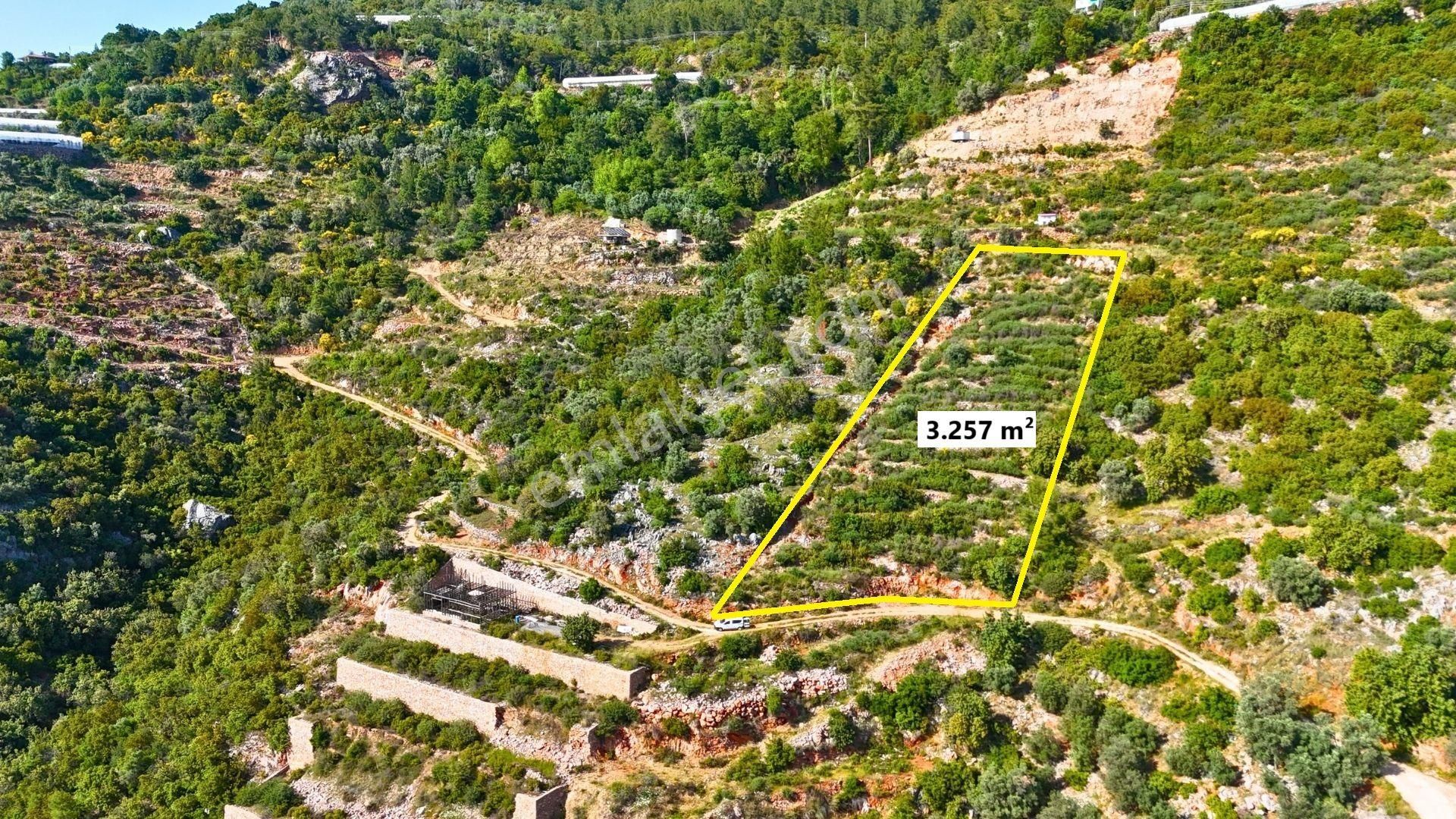Satılık 3.257 M² Deniz Manzaralı Tarla, Alanya-yeniköy