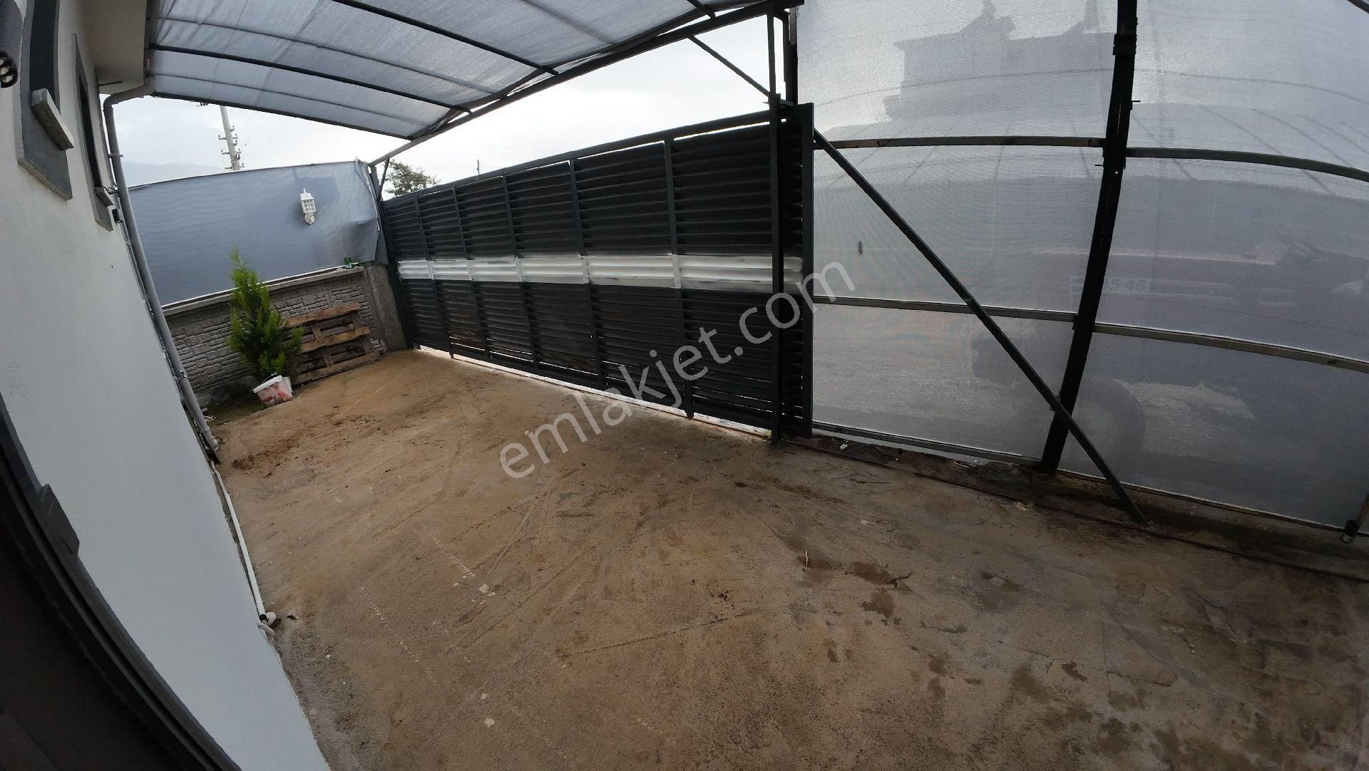 Karaçulhada Kiralık Eşyalı Havuzlu 2+1 Villa - Görsel 18