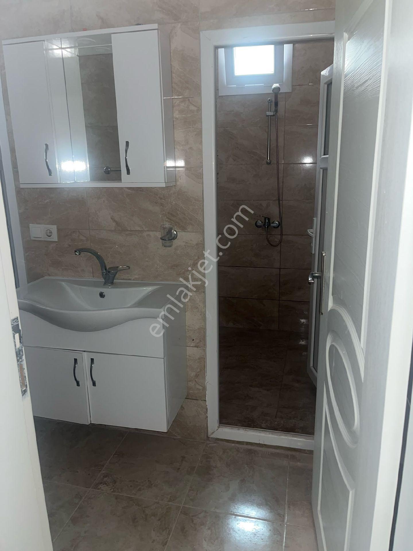 Esenköyde Kiralık 2+1 Daire - Görsel 8