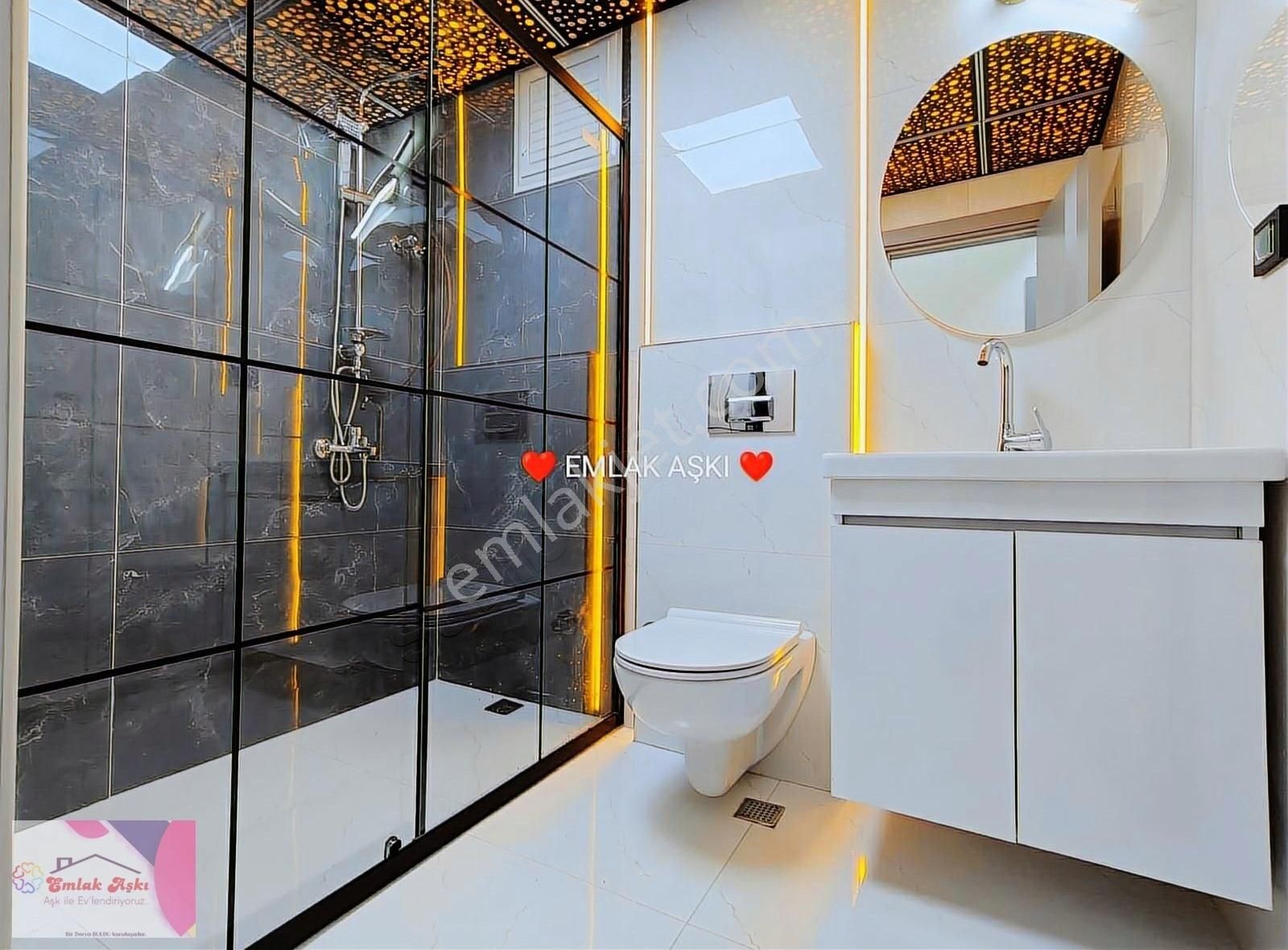 Çamlıbel Güzeli Köşe Başı Site İçinde