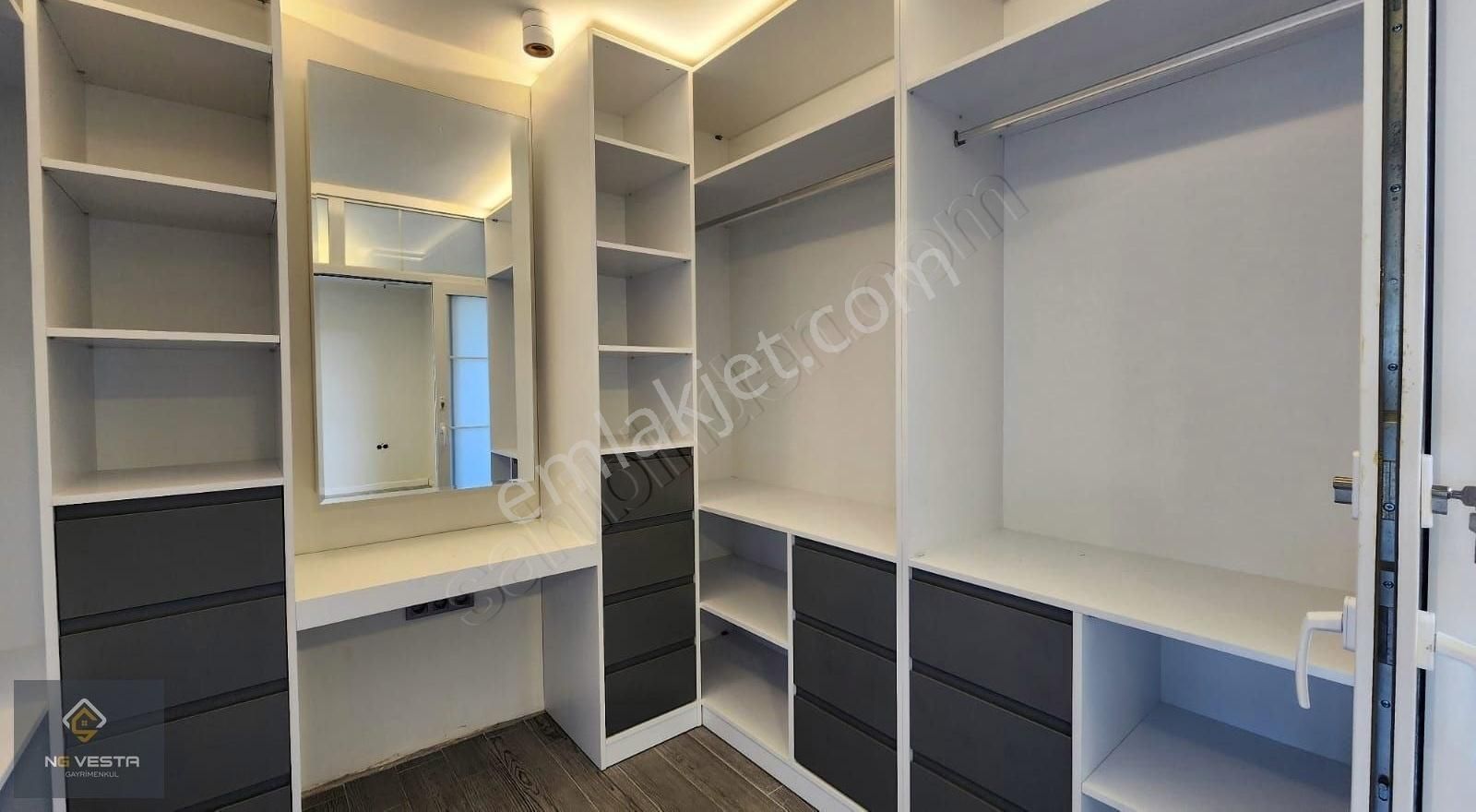 Urla Kalabak'ta Tam Müstakil Havuzlu Lüks Villa - Görsel 6