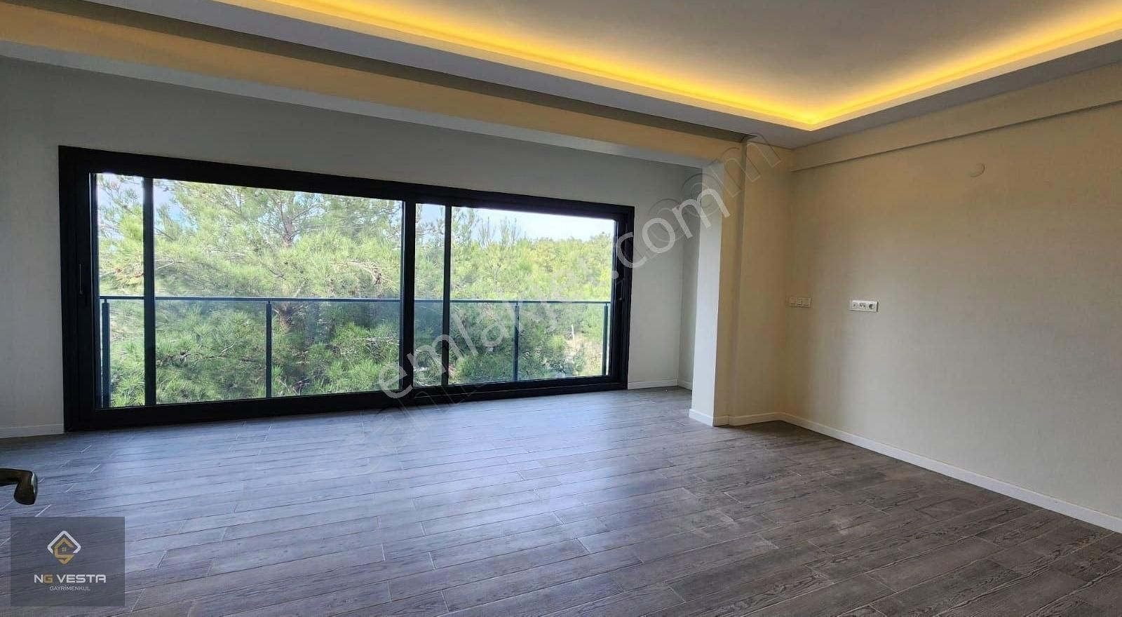 Urla Kalabak'ta Tam Müstakil Havuzlu Lüks Villa - Görsel 2