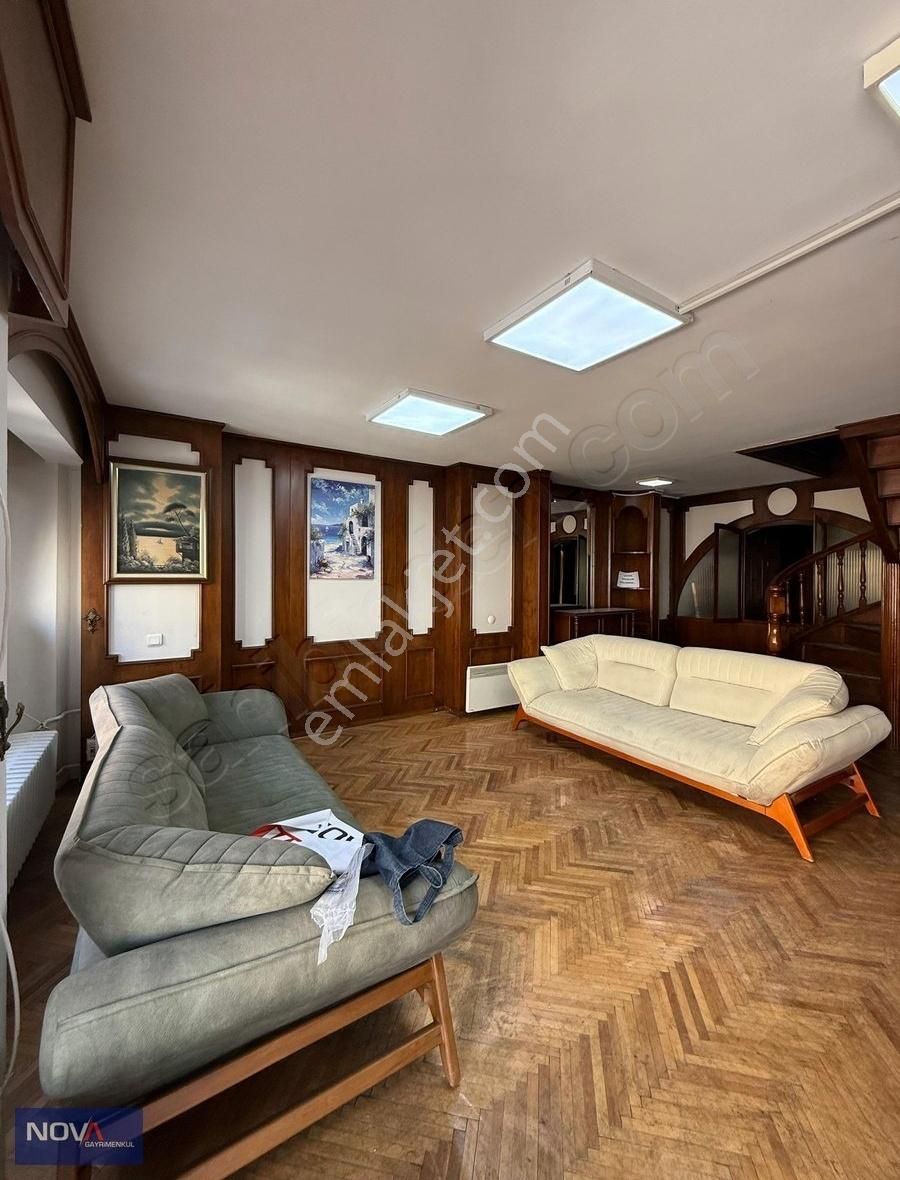 Atatürk Bulvarı Üzerinde Kiralık Dubleks Daire