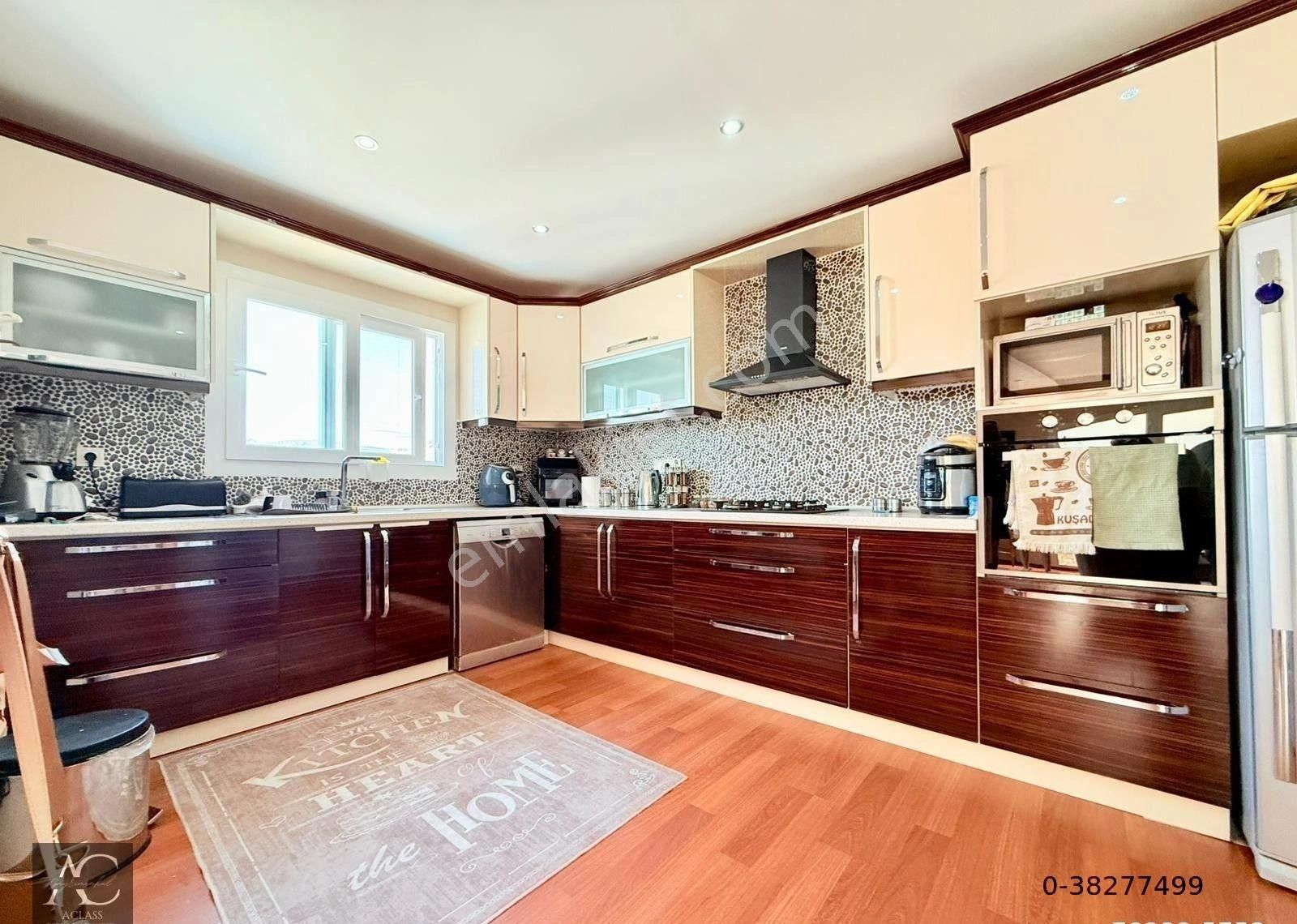 Manzara-acık/kapalı Havuz-sosyal Alan-guvenlık-peyzaj-otopark-doğalgaz-lüx 300 M2-çatı Dublex - Görsel 17