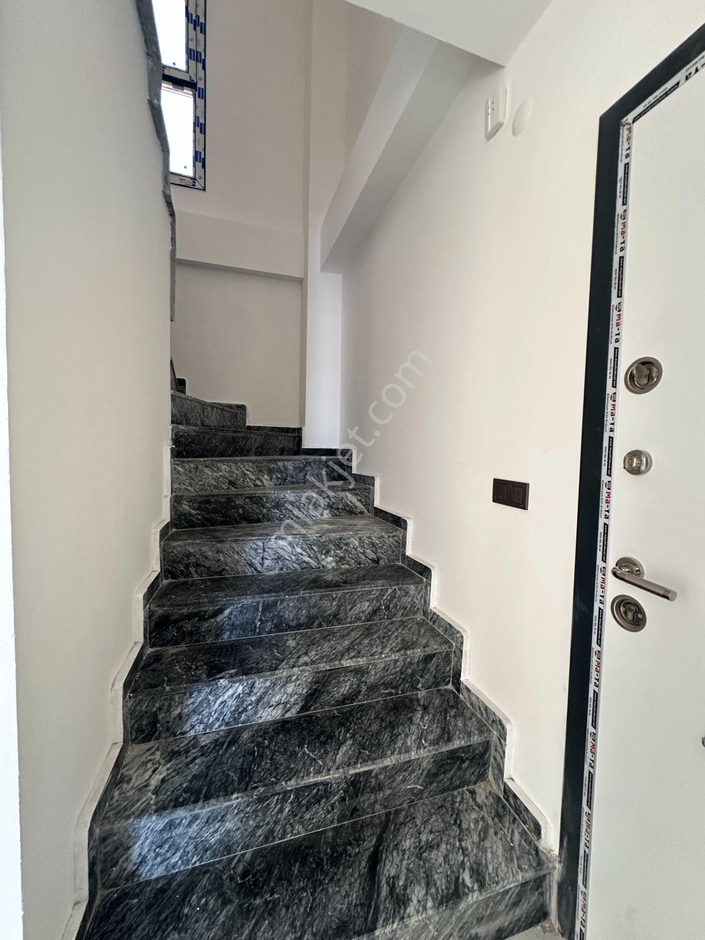 Villacı Onur'dan Didim'de Fırsat Fiyata Satılık 4+1 Sıfır Tam Müstakil Villa - Görsel 23