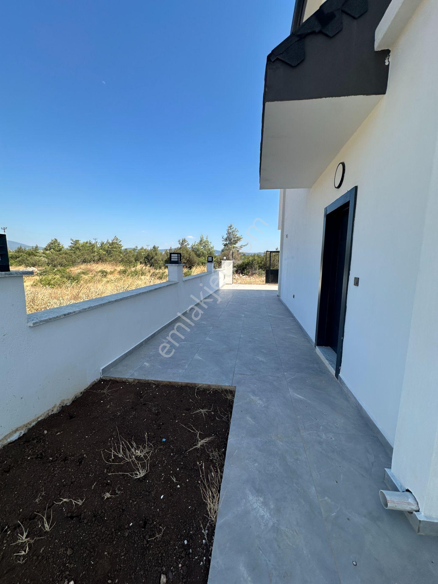 Villacı Onur'dan Didim'de Fırsat Fiyata Satılık 4+1 Sıfır Tam Müstakil Villa - Görsel 11