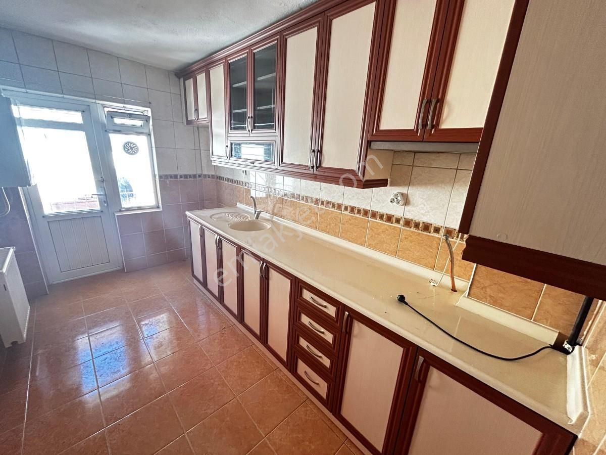 Sincan Atatürk Mh 3+1 Ara Katta Bağımsız Site İçinde Daire